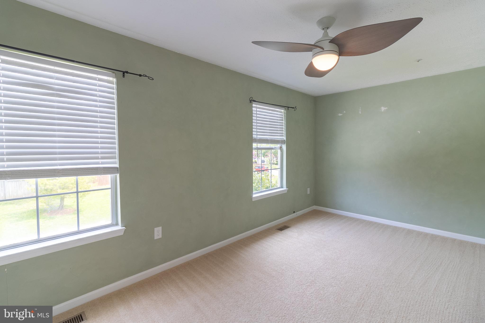 LAUREL GLEN - Residential Lease