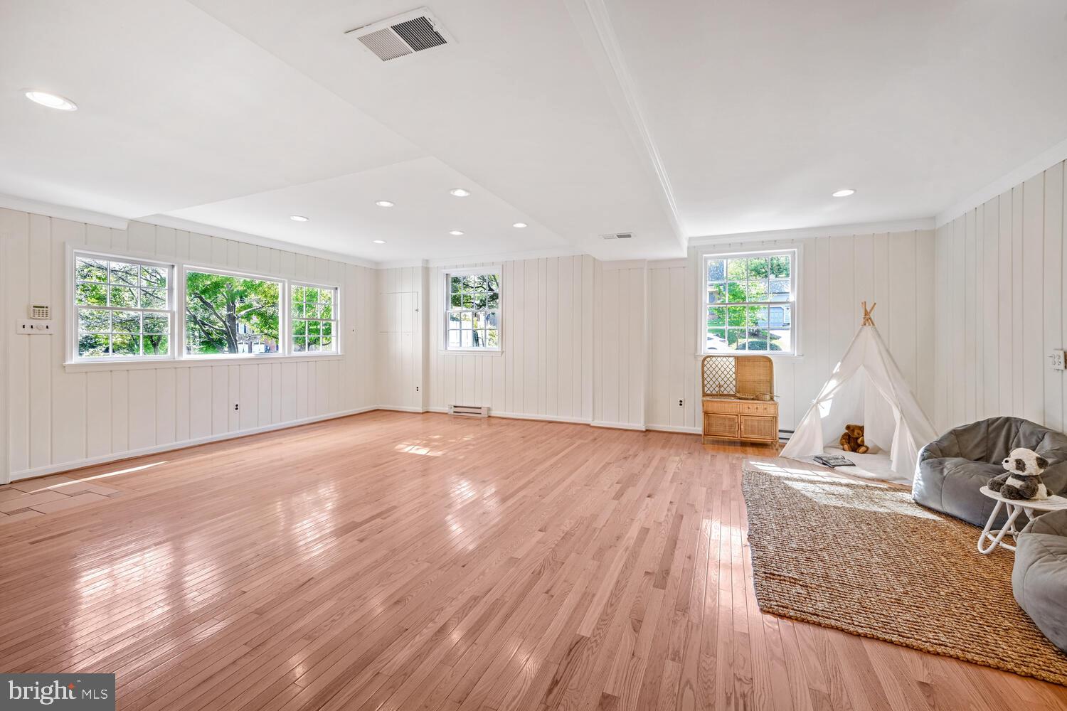 CHEVY CHASE VIEW - Residential