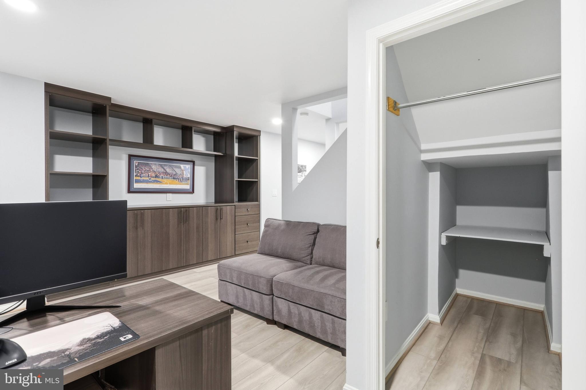 WRIGHTS OVERLOOK - Residential