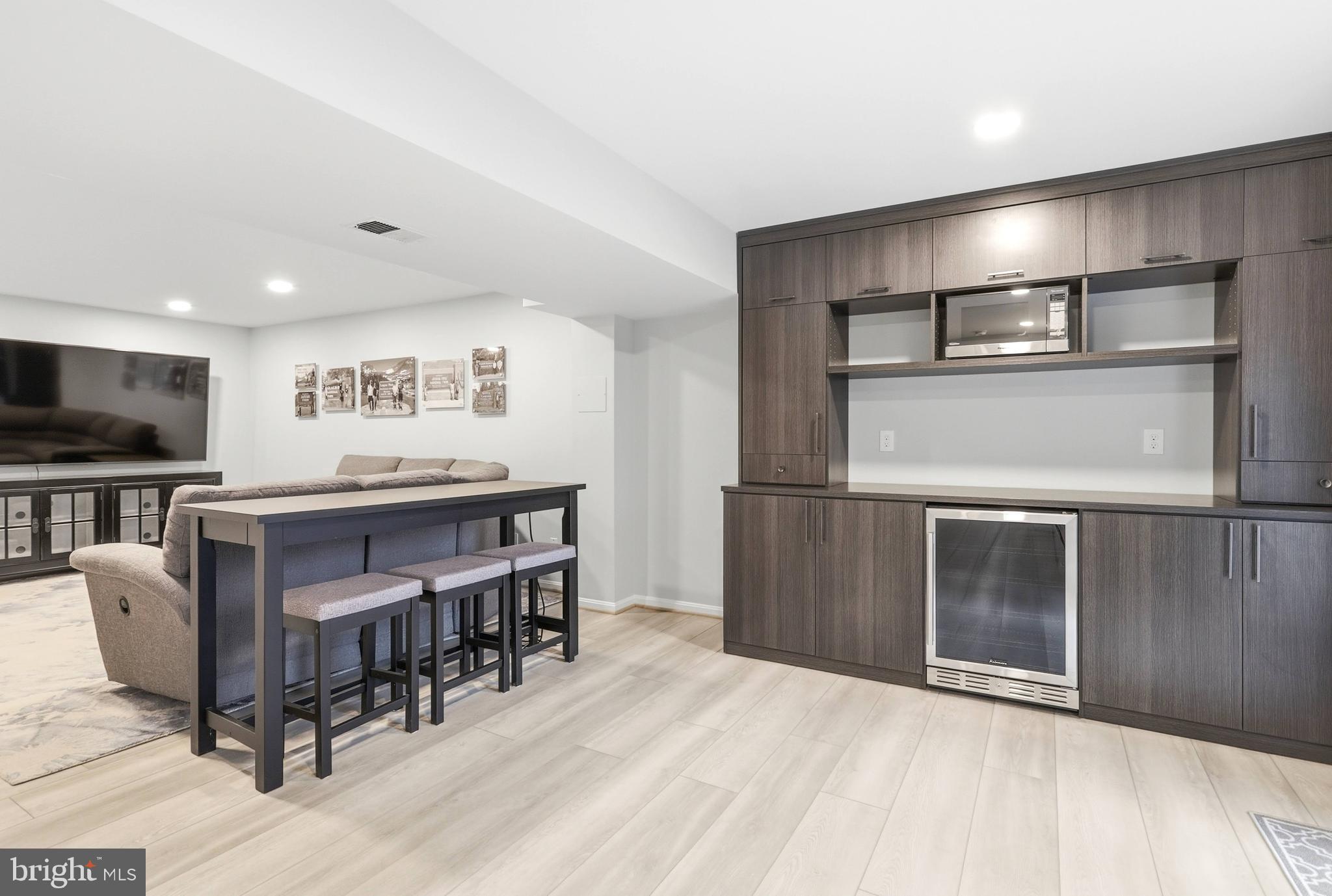 WRIGHTS OVERLOOK - Residential