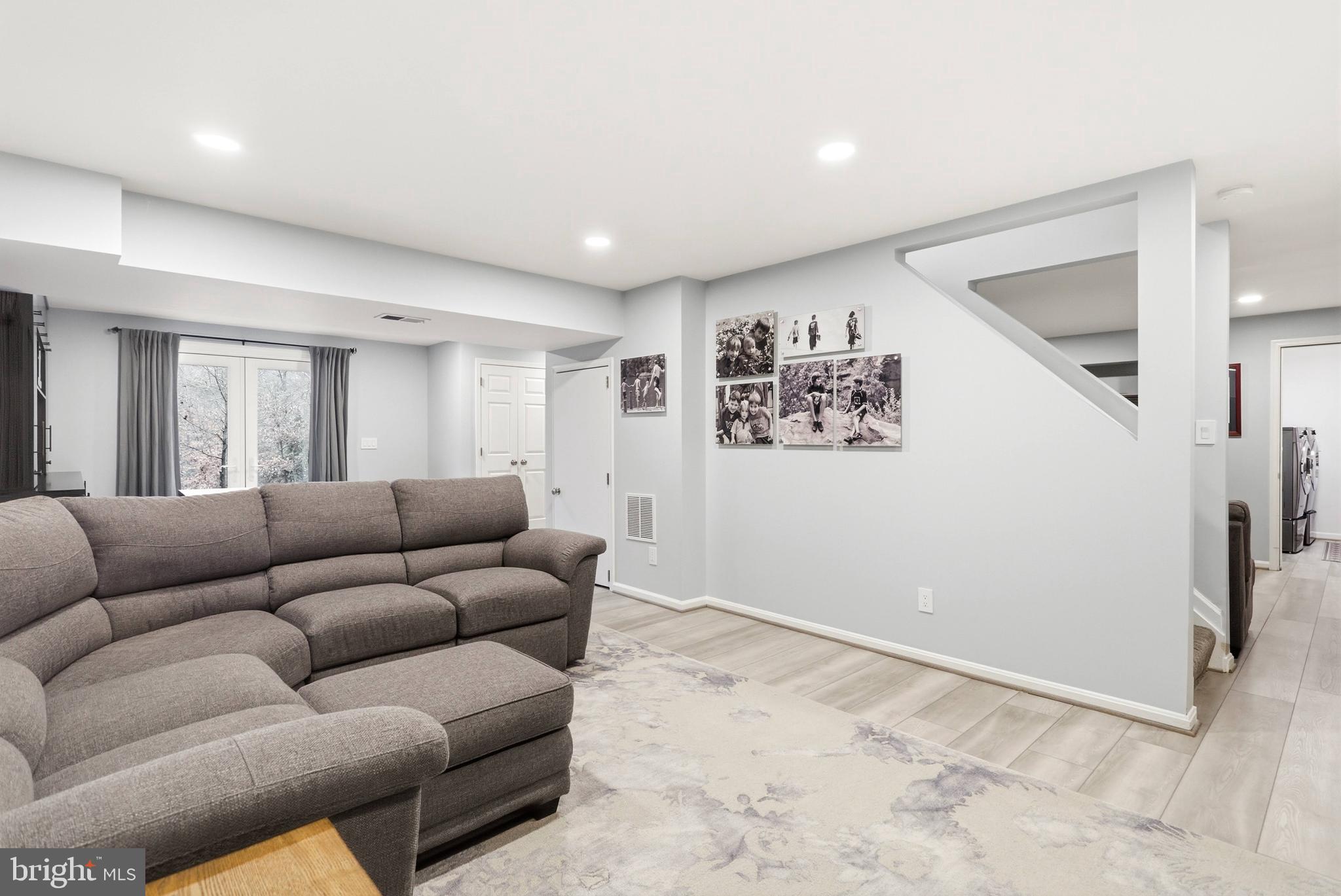 WRIGHTS OVERLOOK - Residential