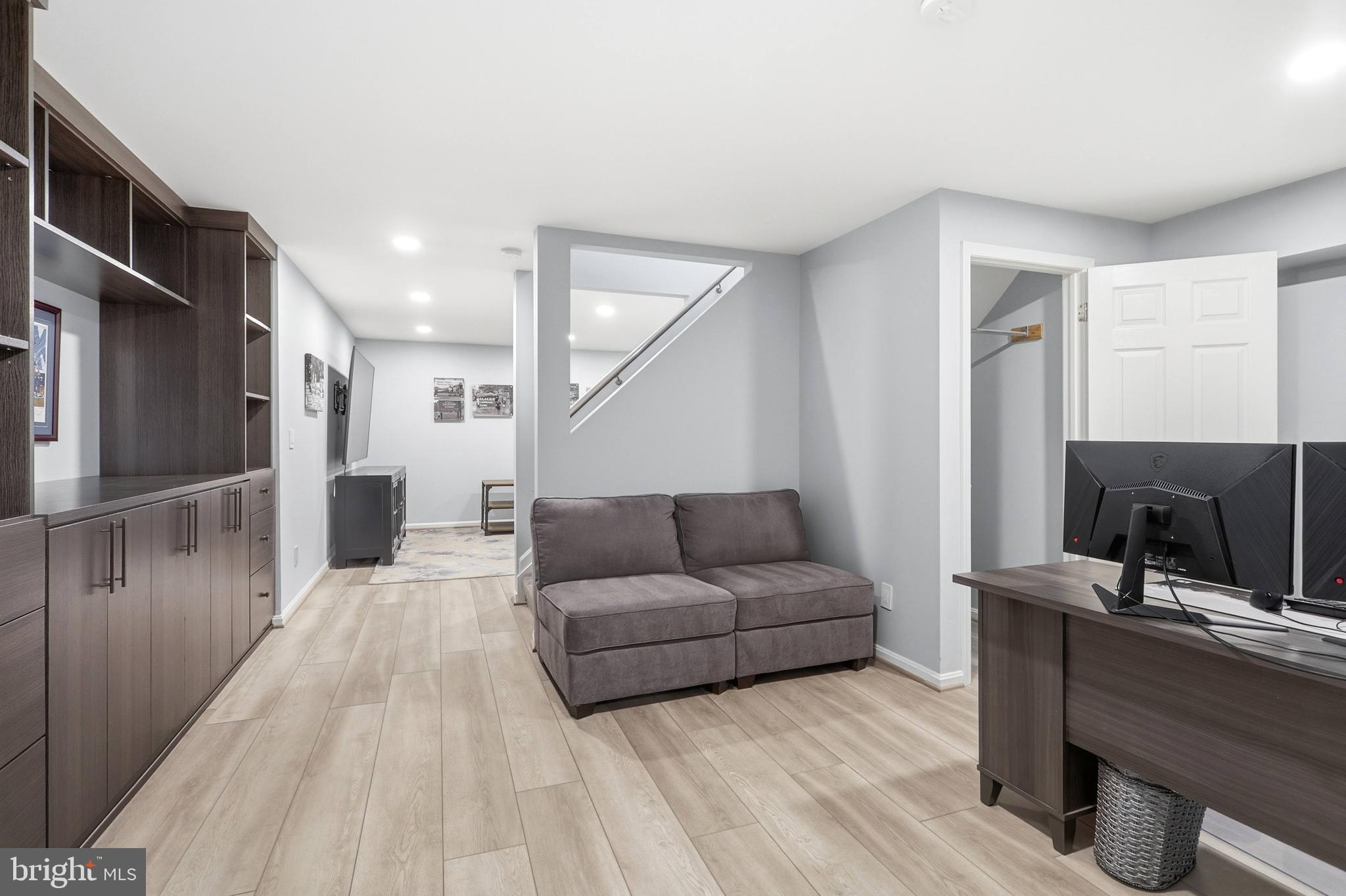 WRIGHTS OVERLOOK - Residential