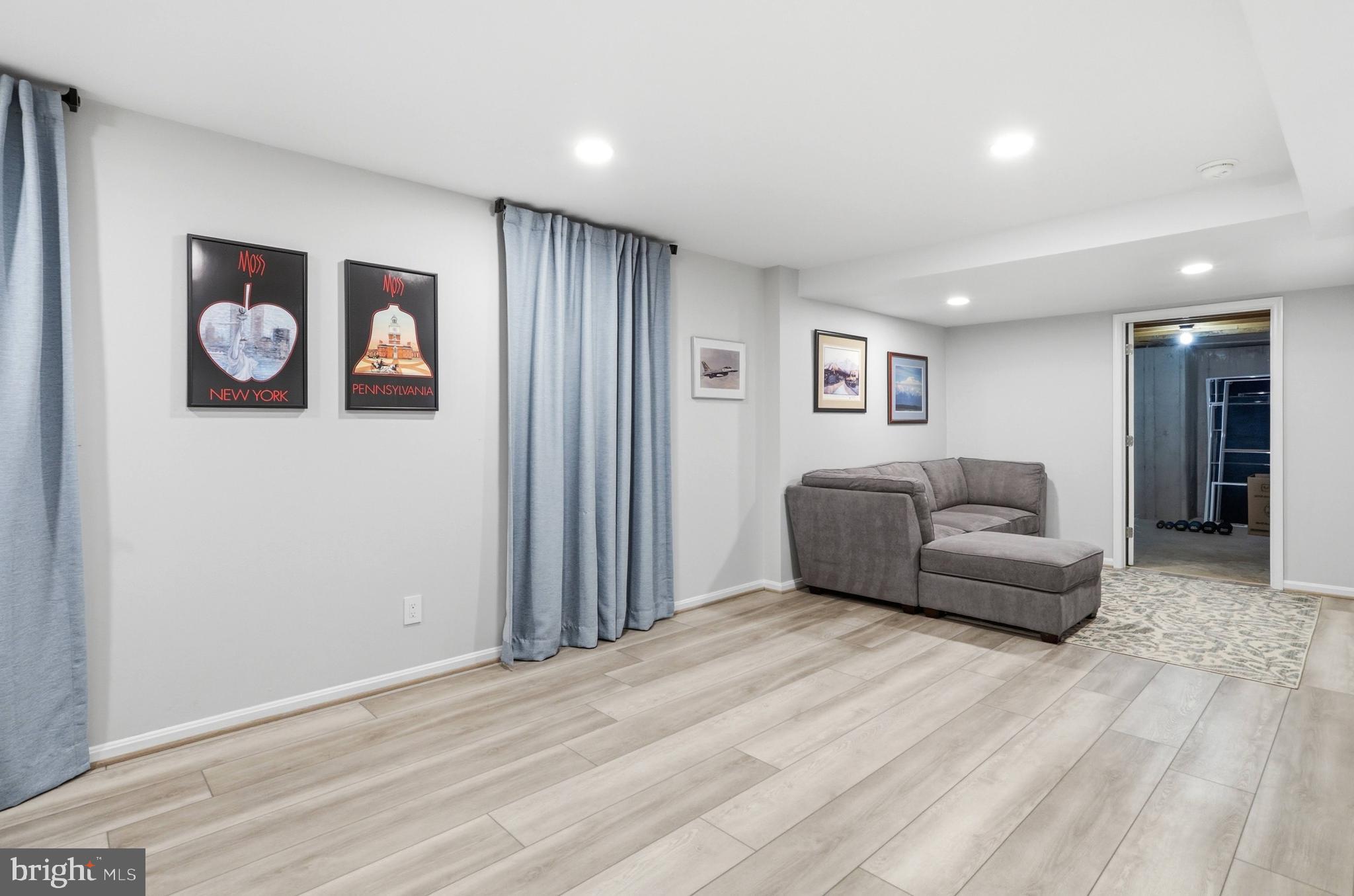 WRIGHTS OVERLOOK - Residential