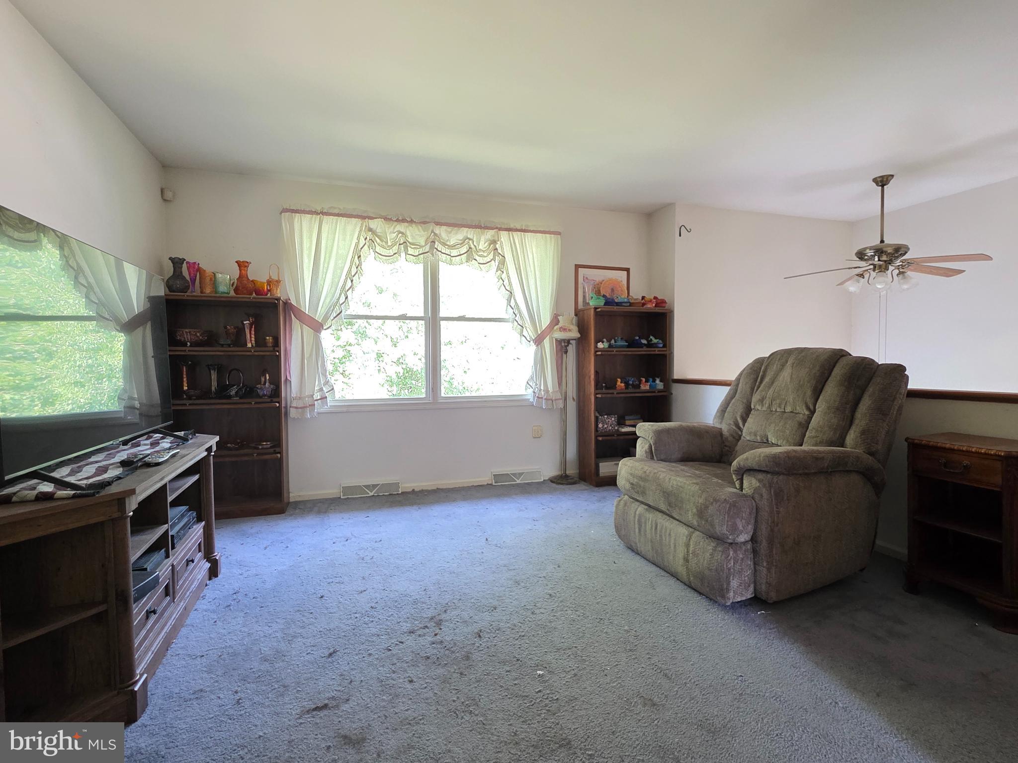 4 HOMESTEAD DRIVE