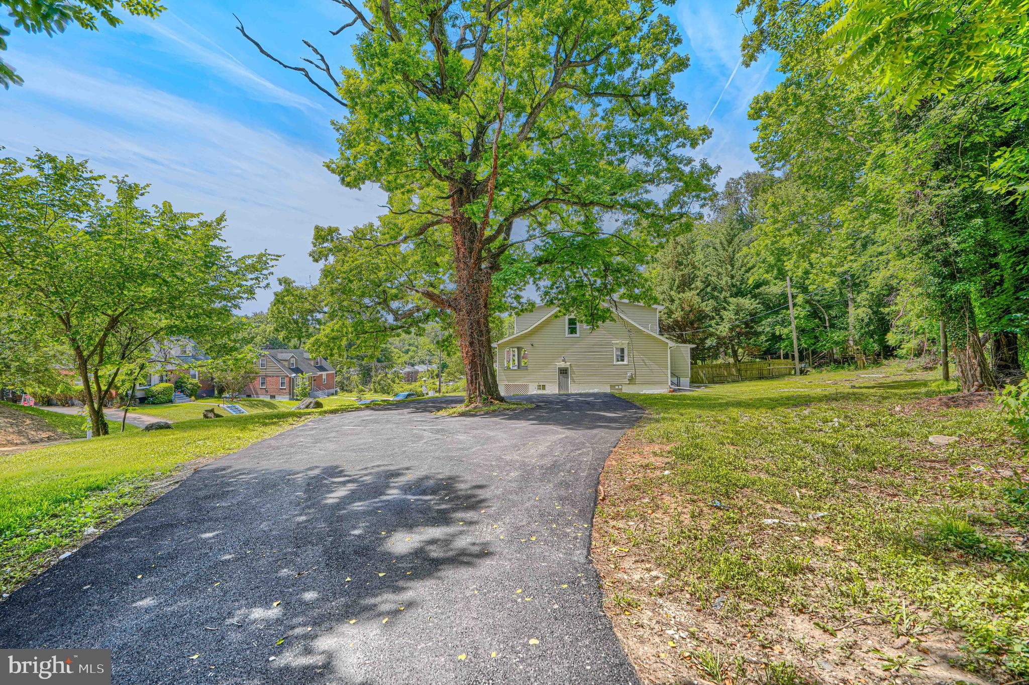 WEST FOREST PARK - Residential