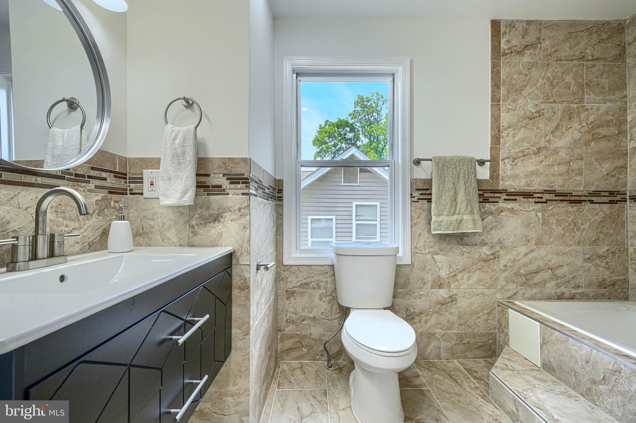 WEST FOREST PARK - Residential