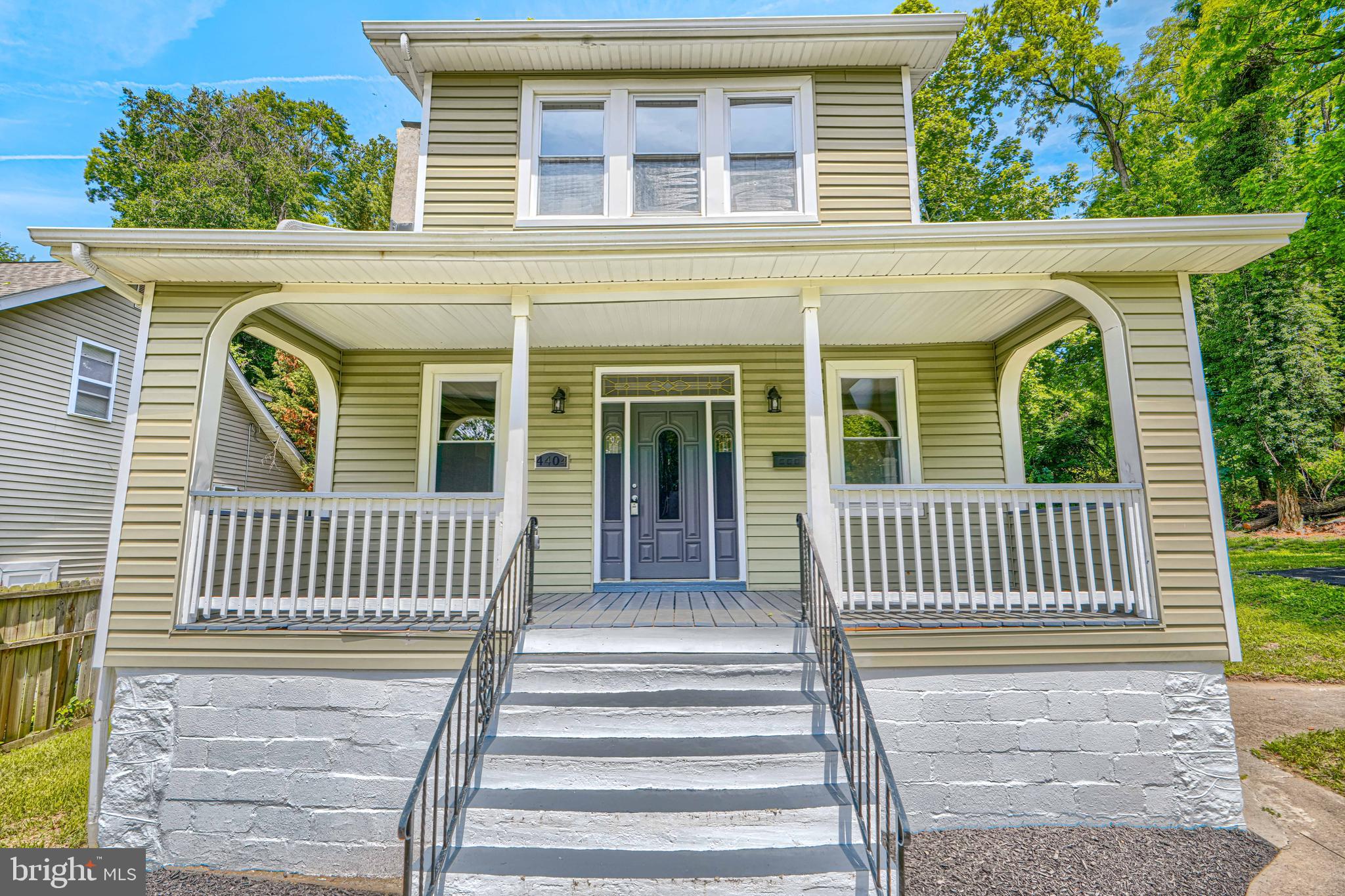 WEST FOREST PARK - Residential