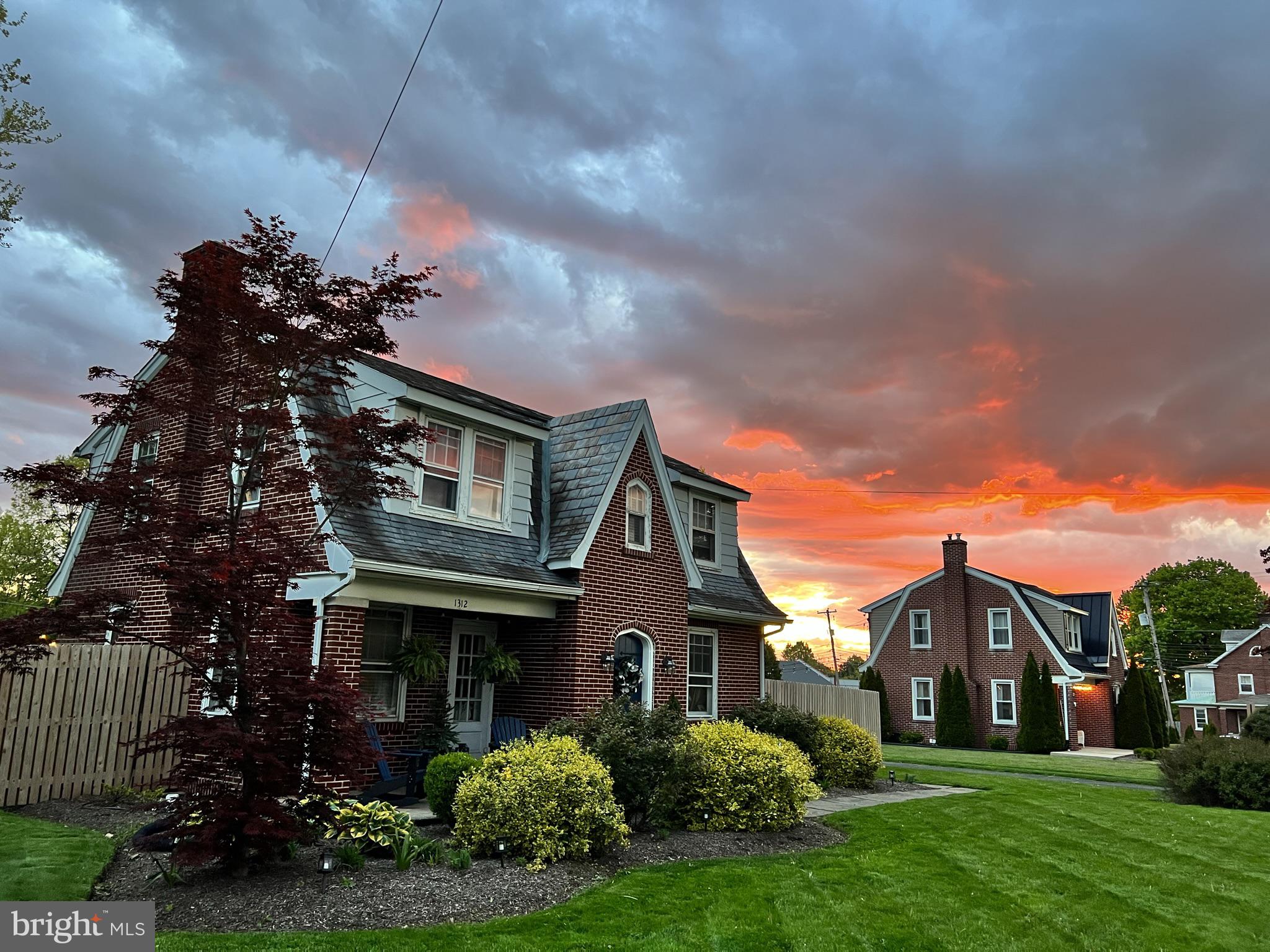 LANSDALE - Residential