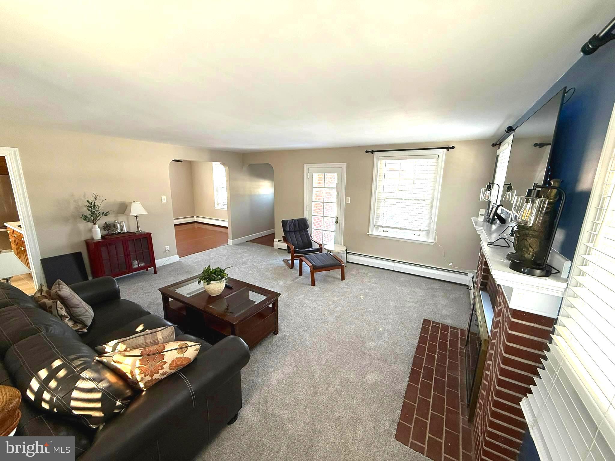 LANSDALE - Residential