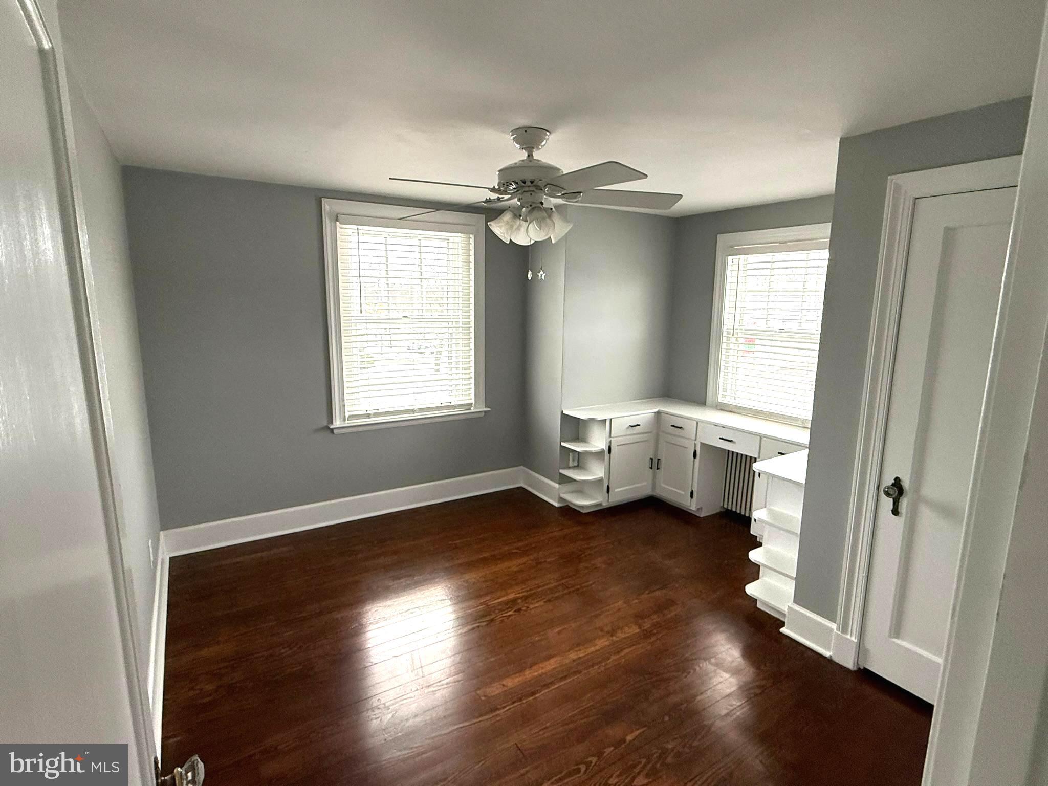 LANSDALE - Residential