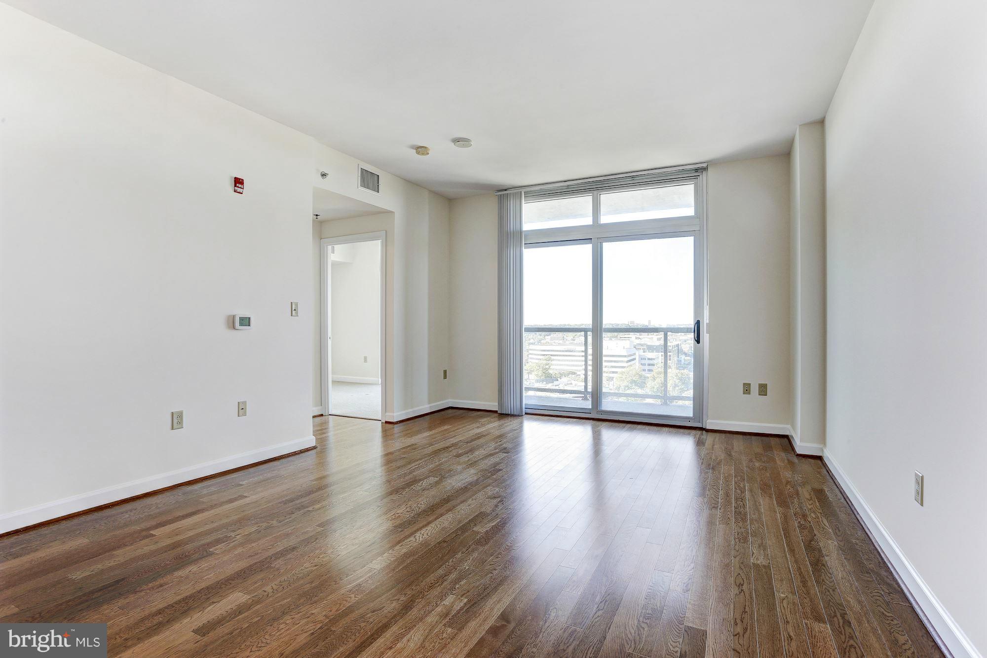 MIDTOWN BETHESDA NORTH - Residential