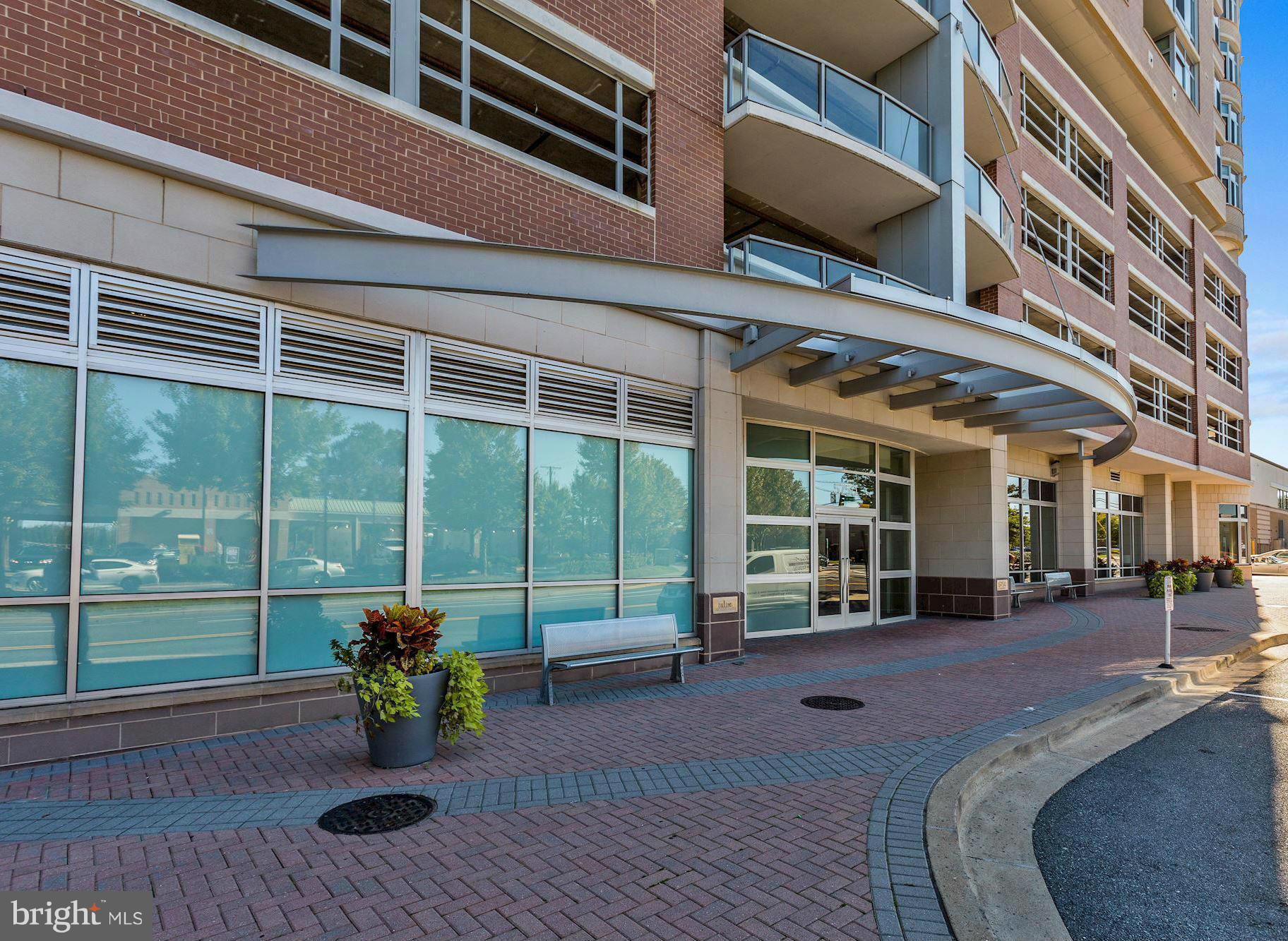 MIDTOWN BETHESDA NORTH - Residential