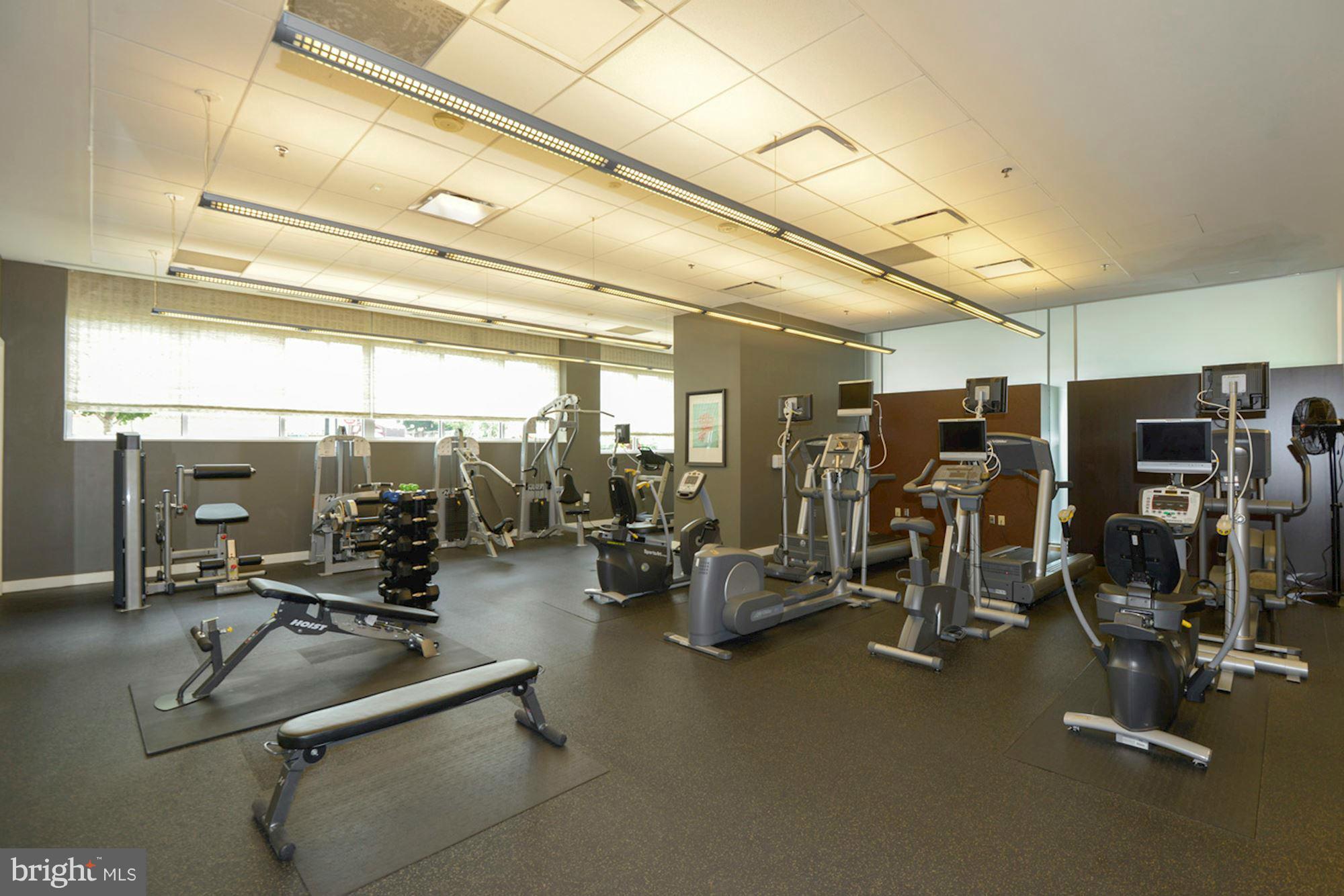 MIDTOWN BETHESDA NORTH - Residential