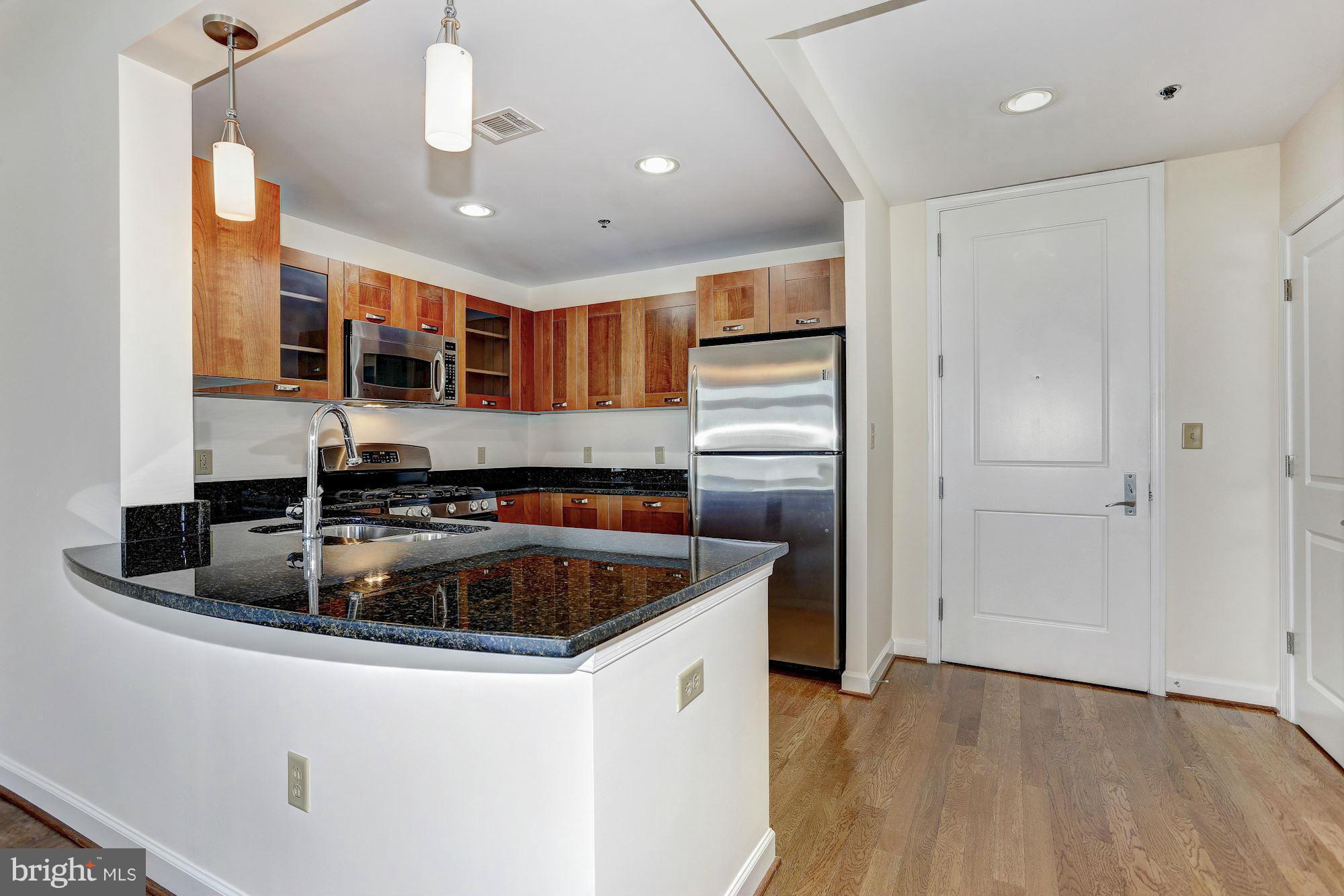 MIDTOWN BETHESDA NORTH - Residential