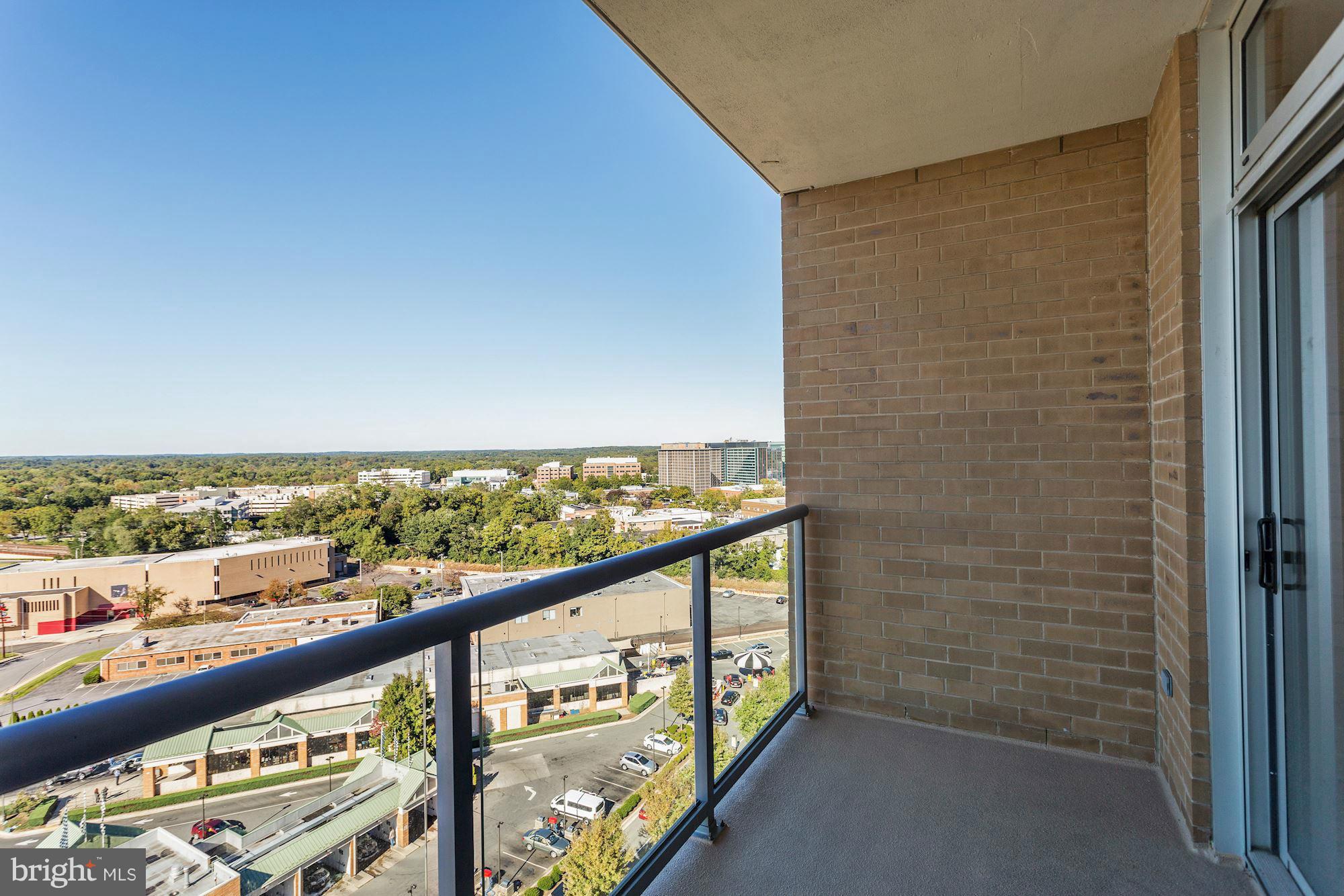 MIDTOWN BETHESDA NORTH - Residential