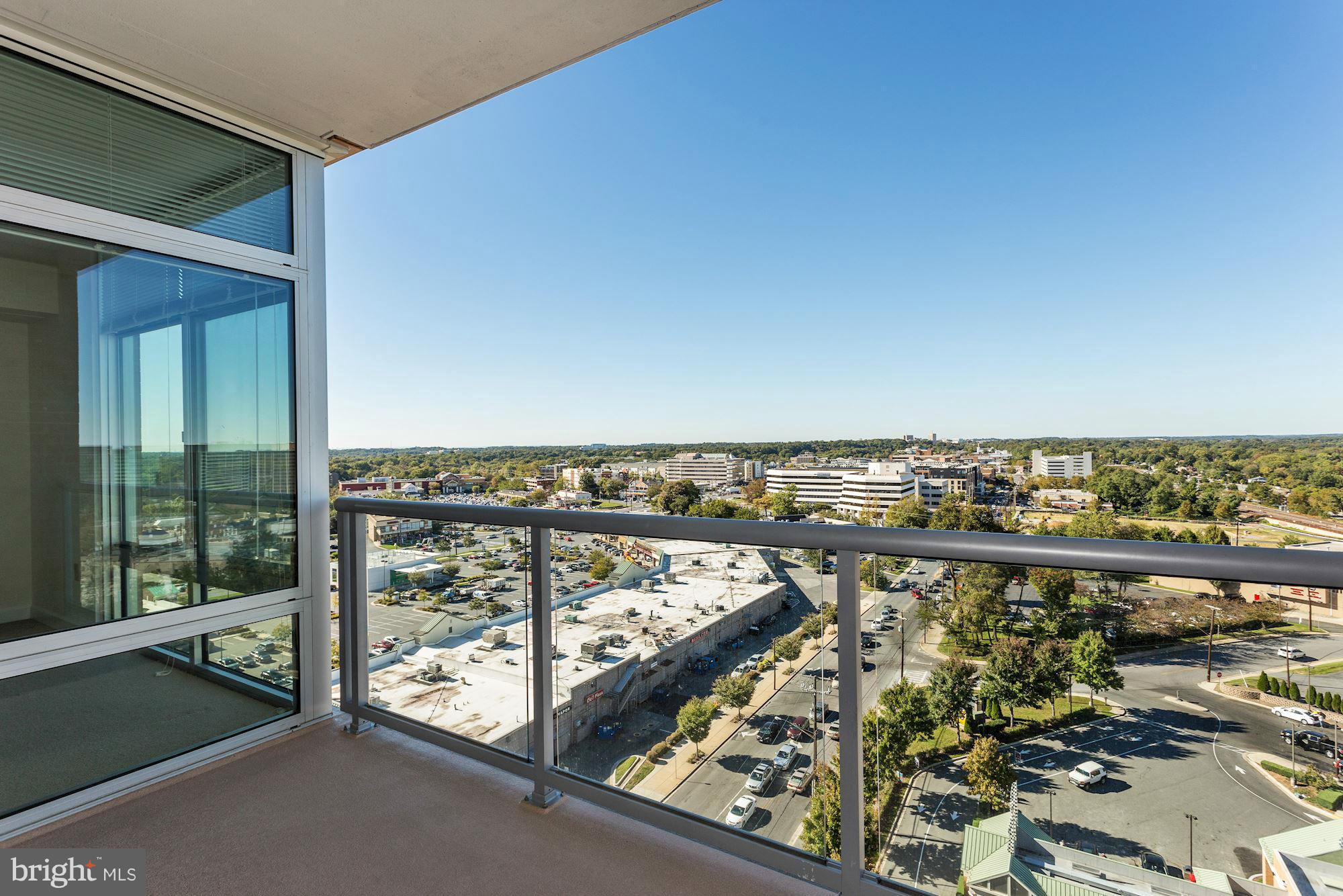 MIDTOWN BETHESDA NORTH - Residential