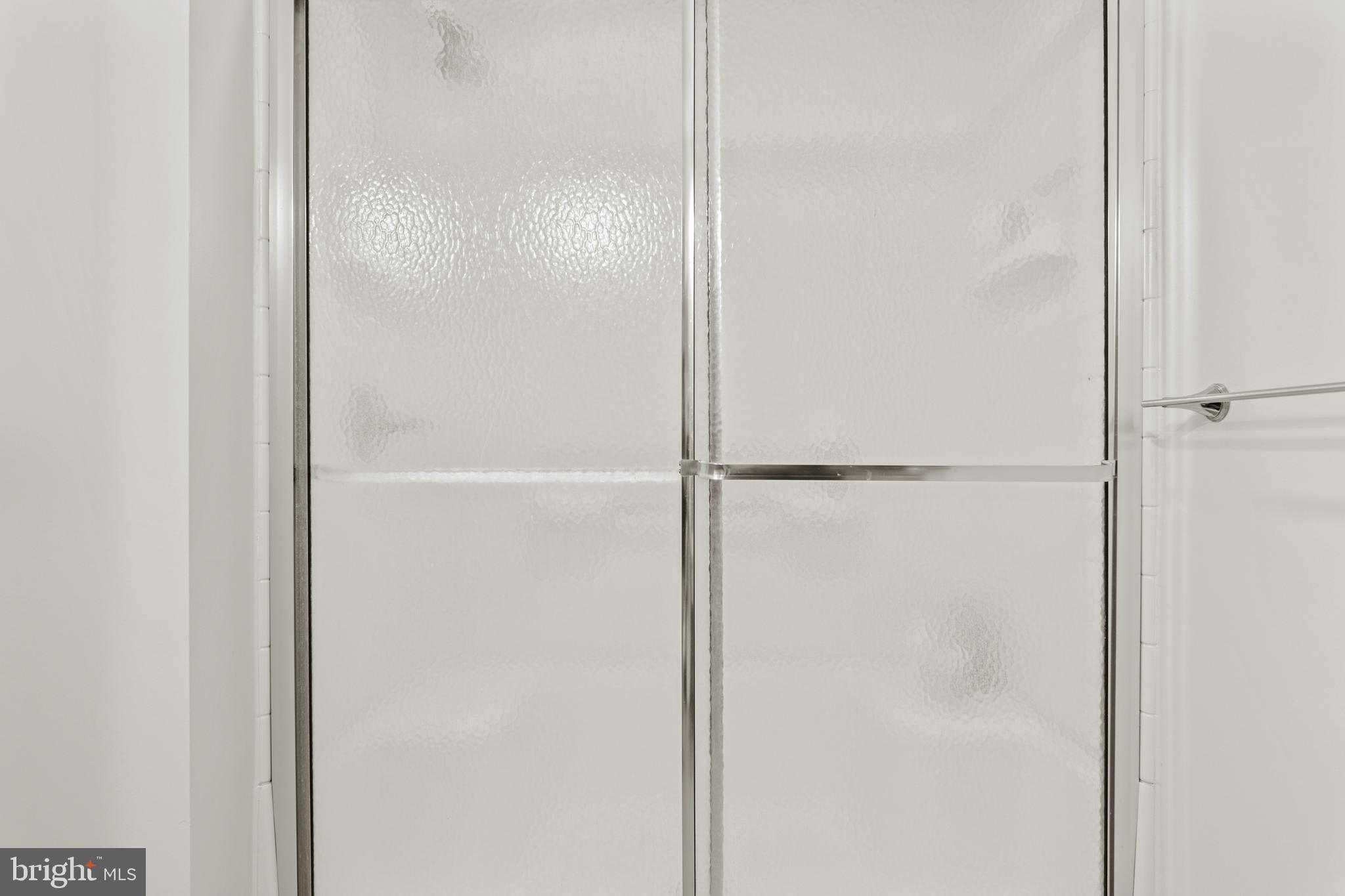 INDUSTRY - Residential Lease