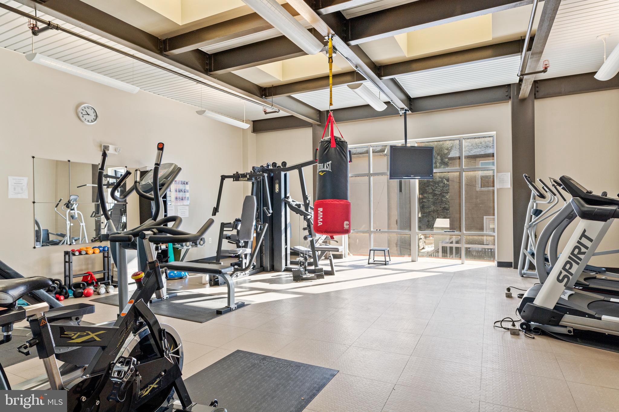 INDUSTRY - Residential Lease