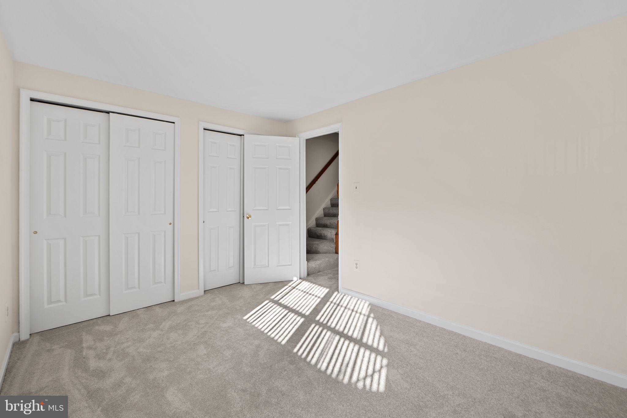 GREEN TRAILS - Residential Lease