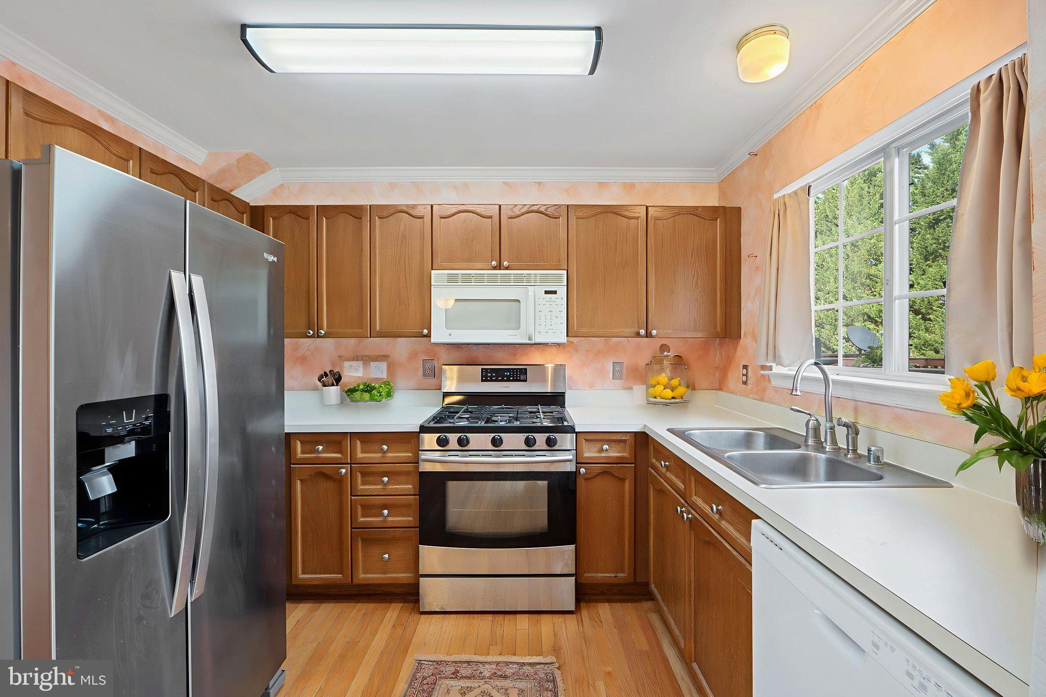 GREEN TRAILS - Residential Lease