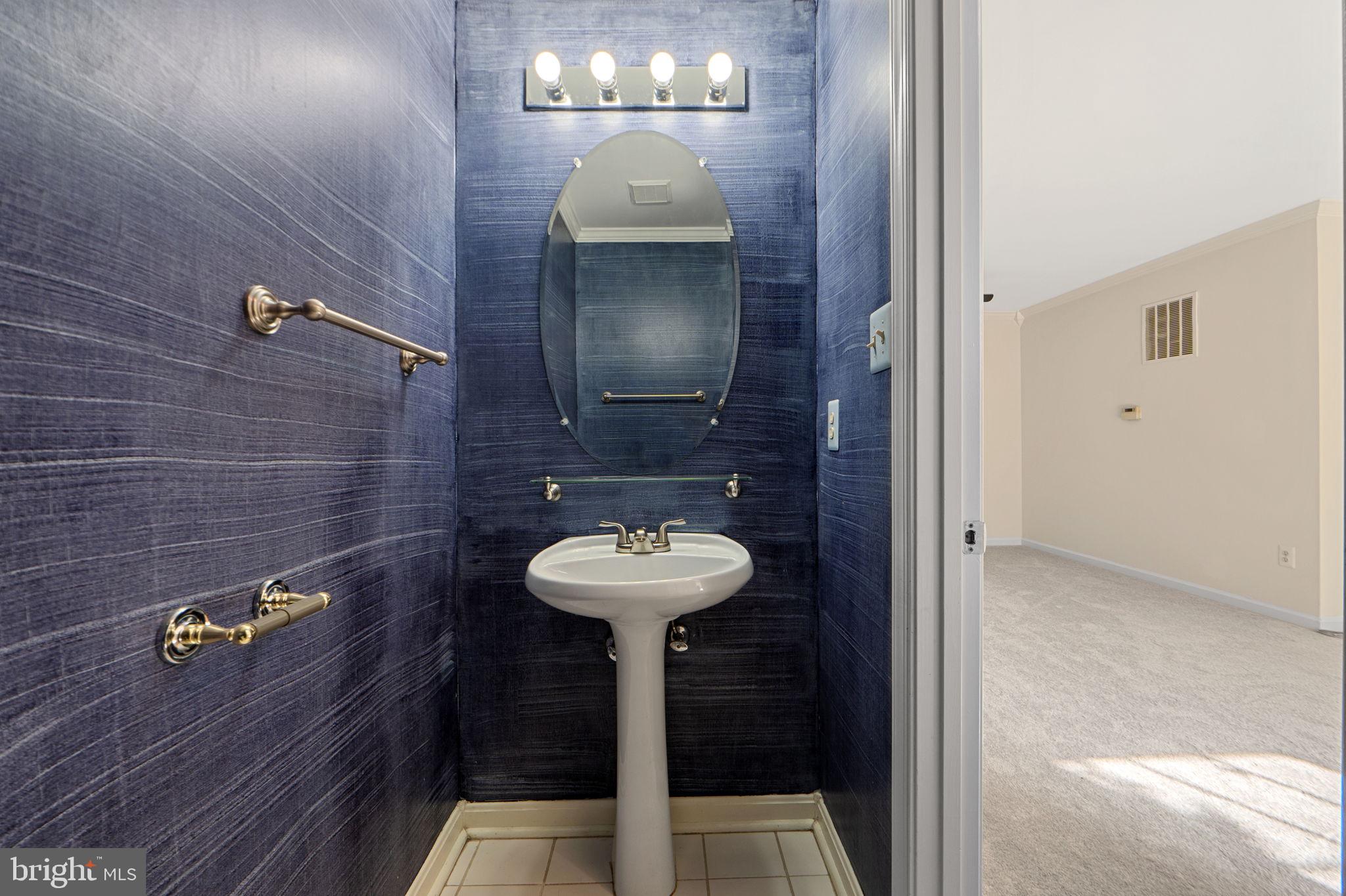 GREEN TRAILS - Residential Lease