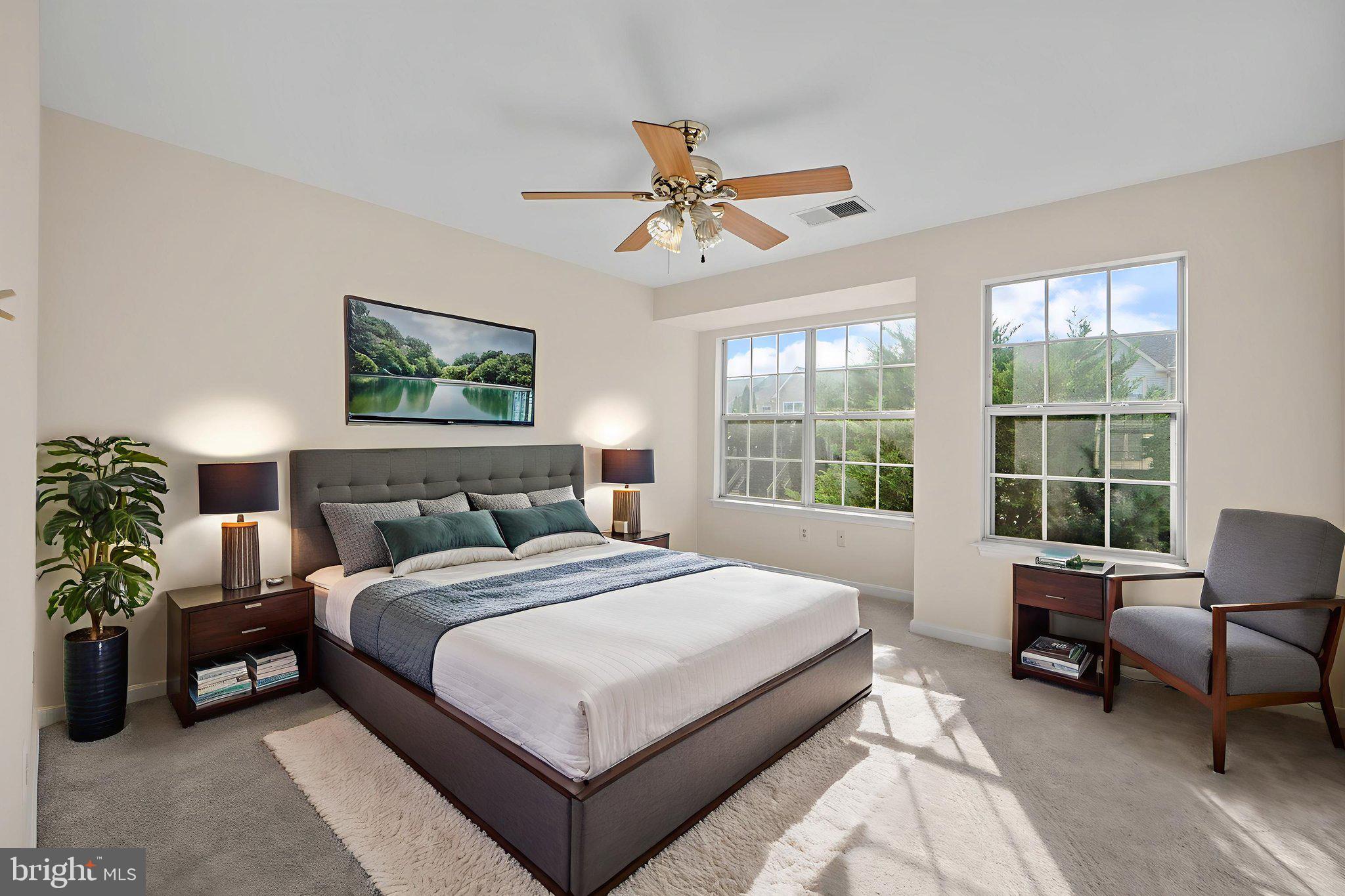 GREEN TRAILS - Residential Lease