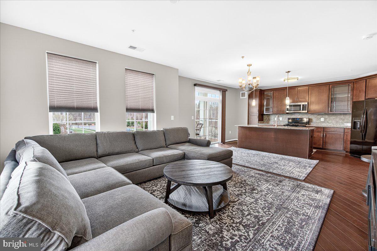 NORBECK CROSSING - Residential