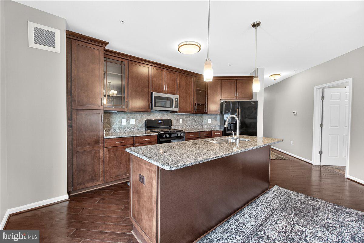 NORBECK CROSSING - Residential