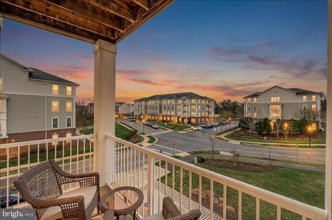 Condo For Sale - 3911 Doc Berlin Drive #37<br/> SILVER SPRING, MD 20906