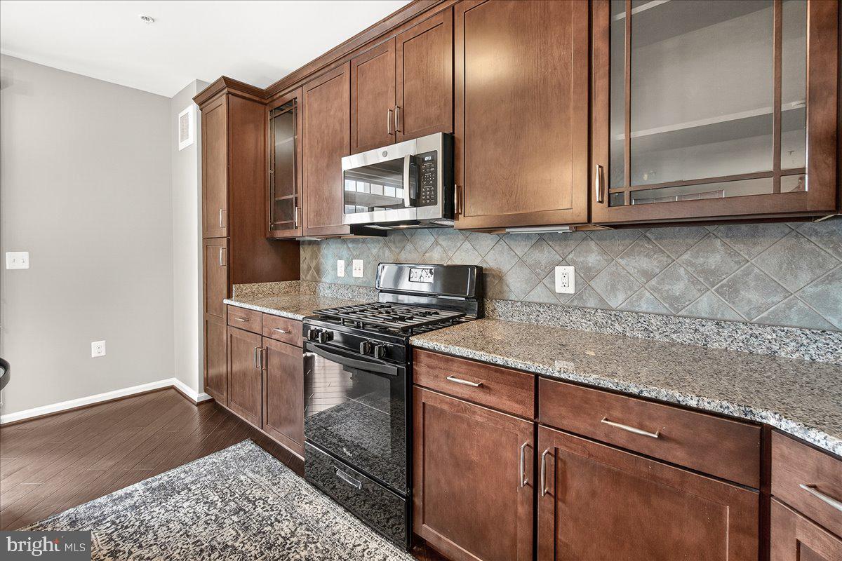 NORBECK CROSSING - Residential