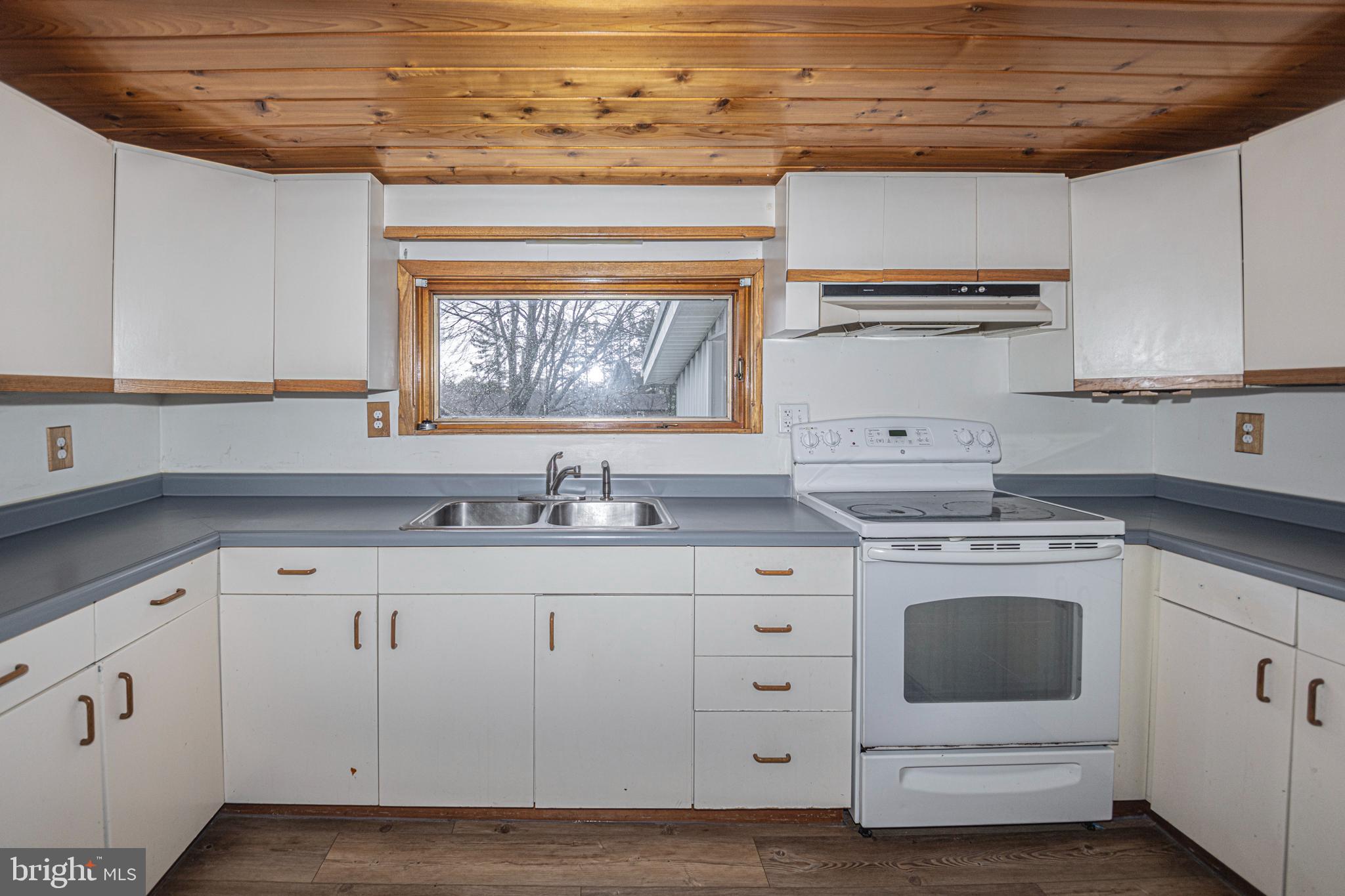 OAKLAND - Residential