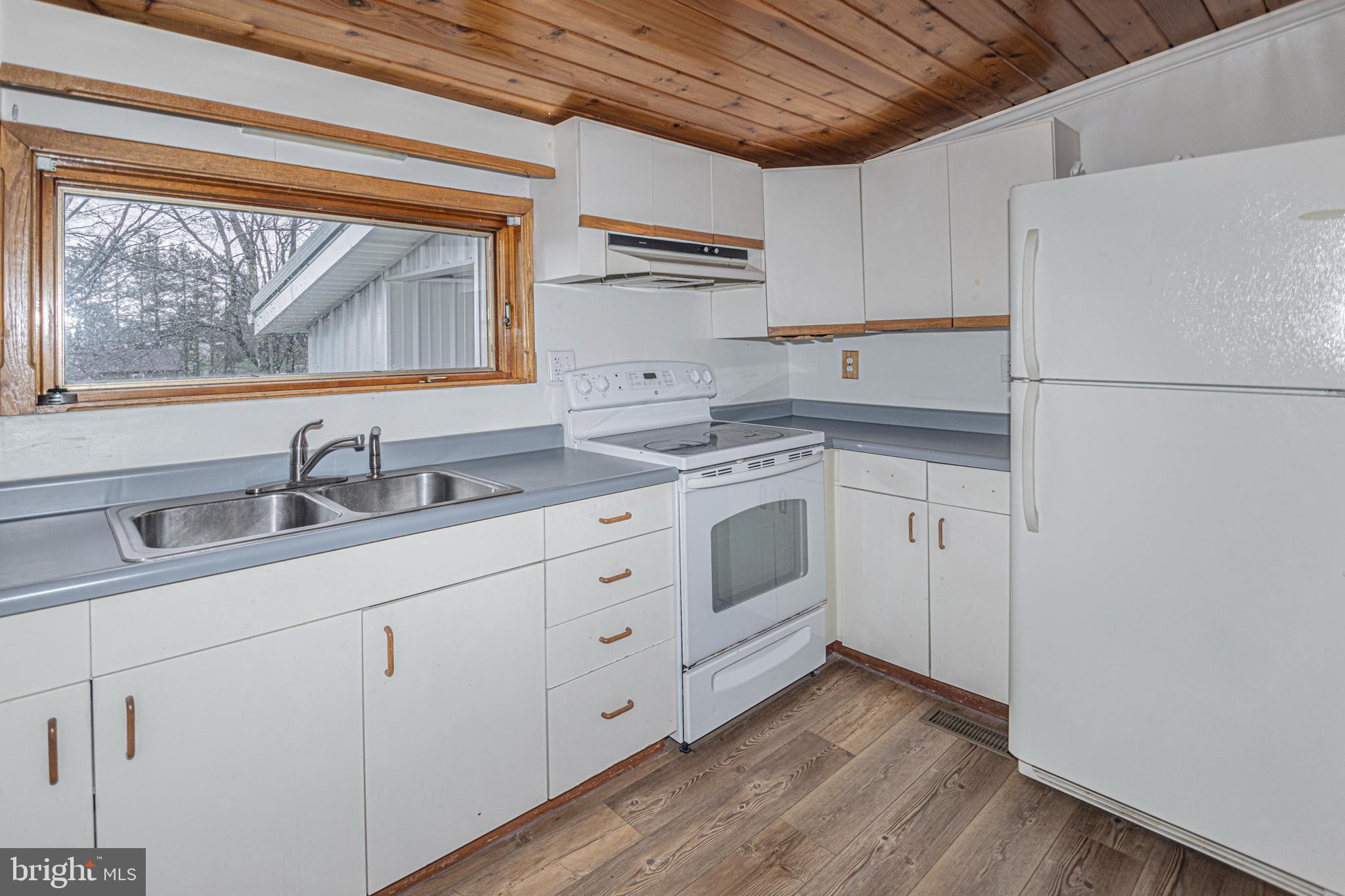 OAKLAND - Residential