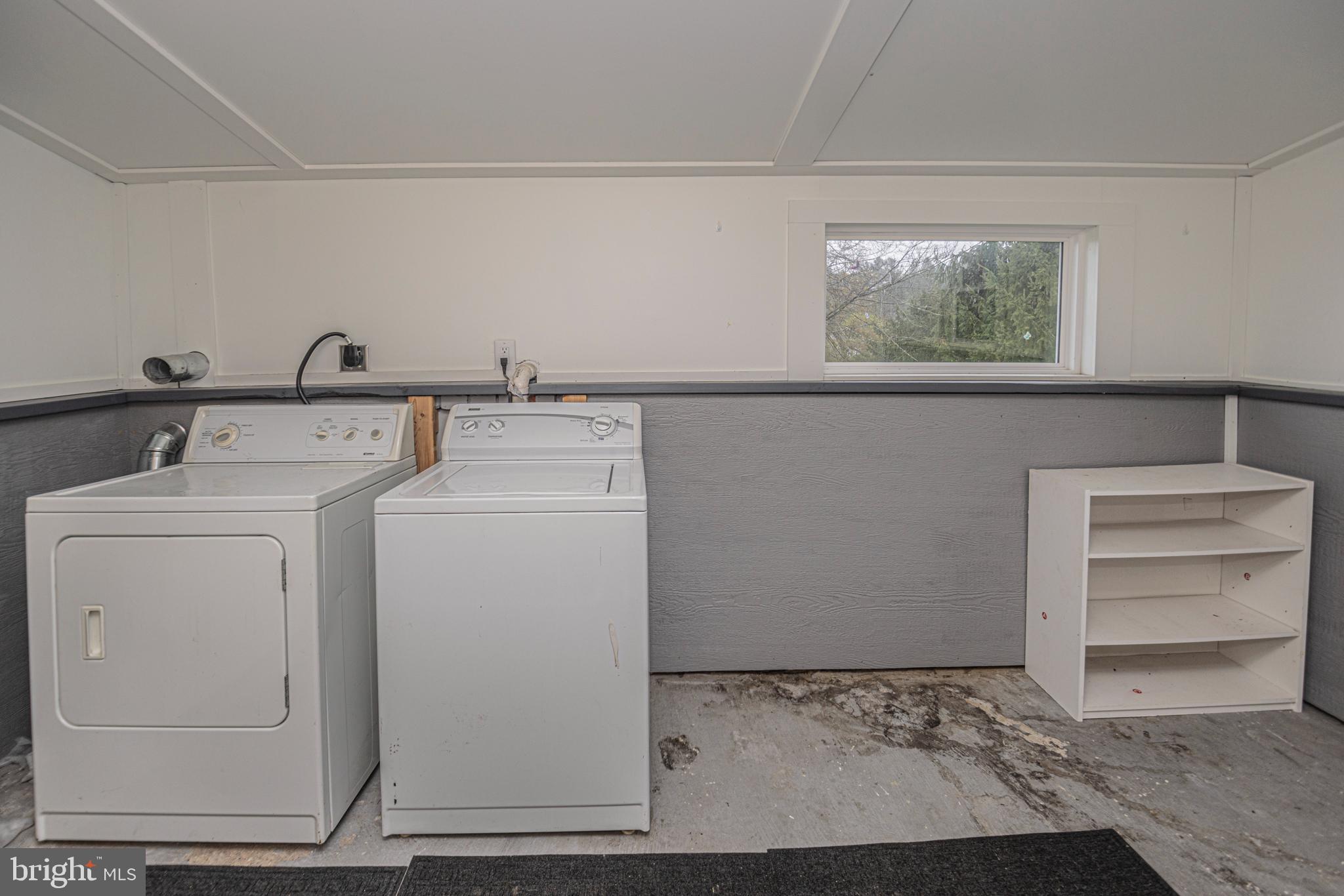 OAKLAND - Residential