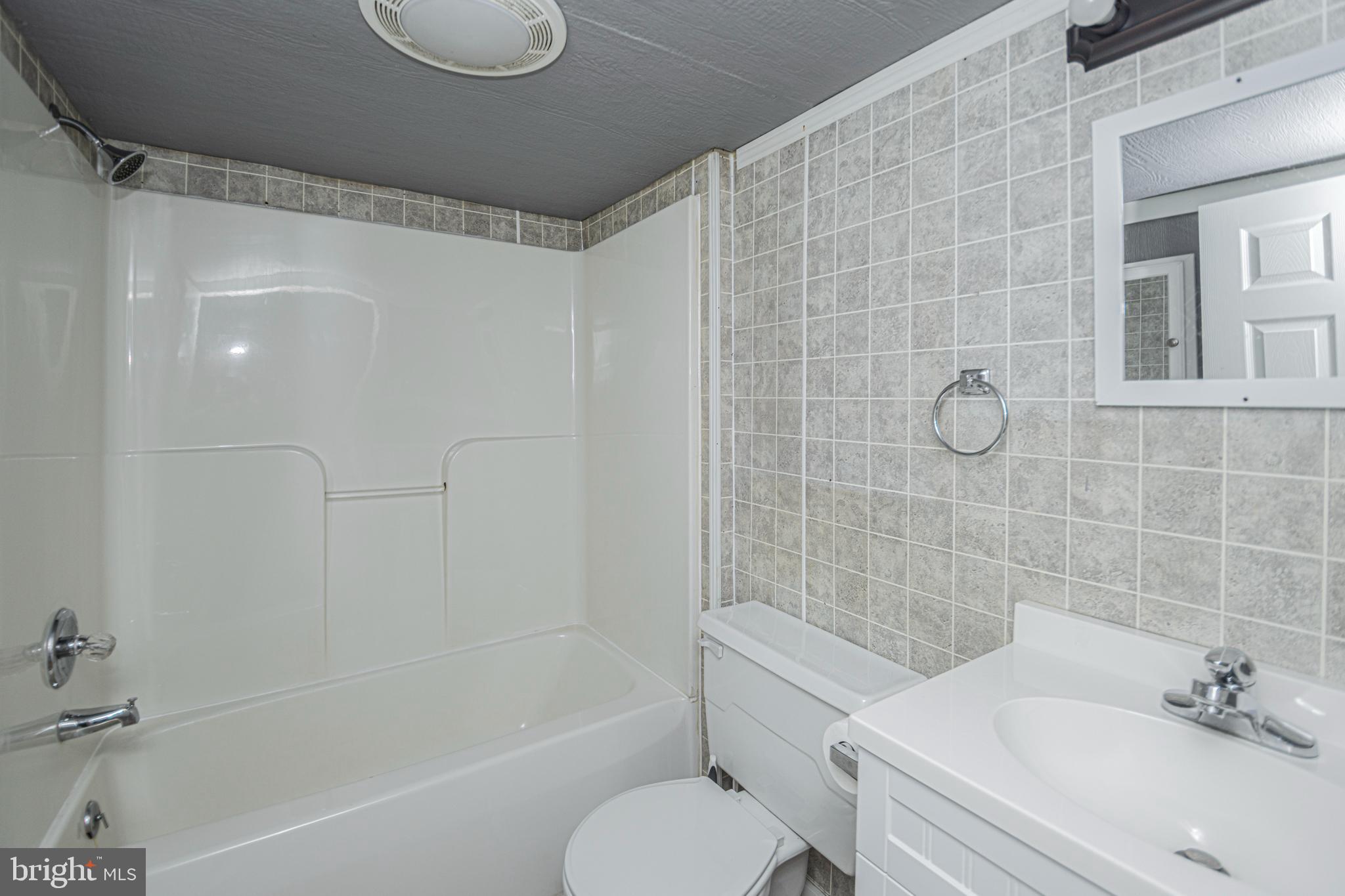 OAKLAND - Residential