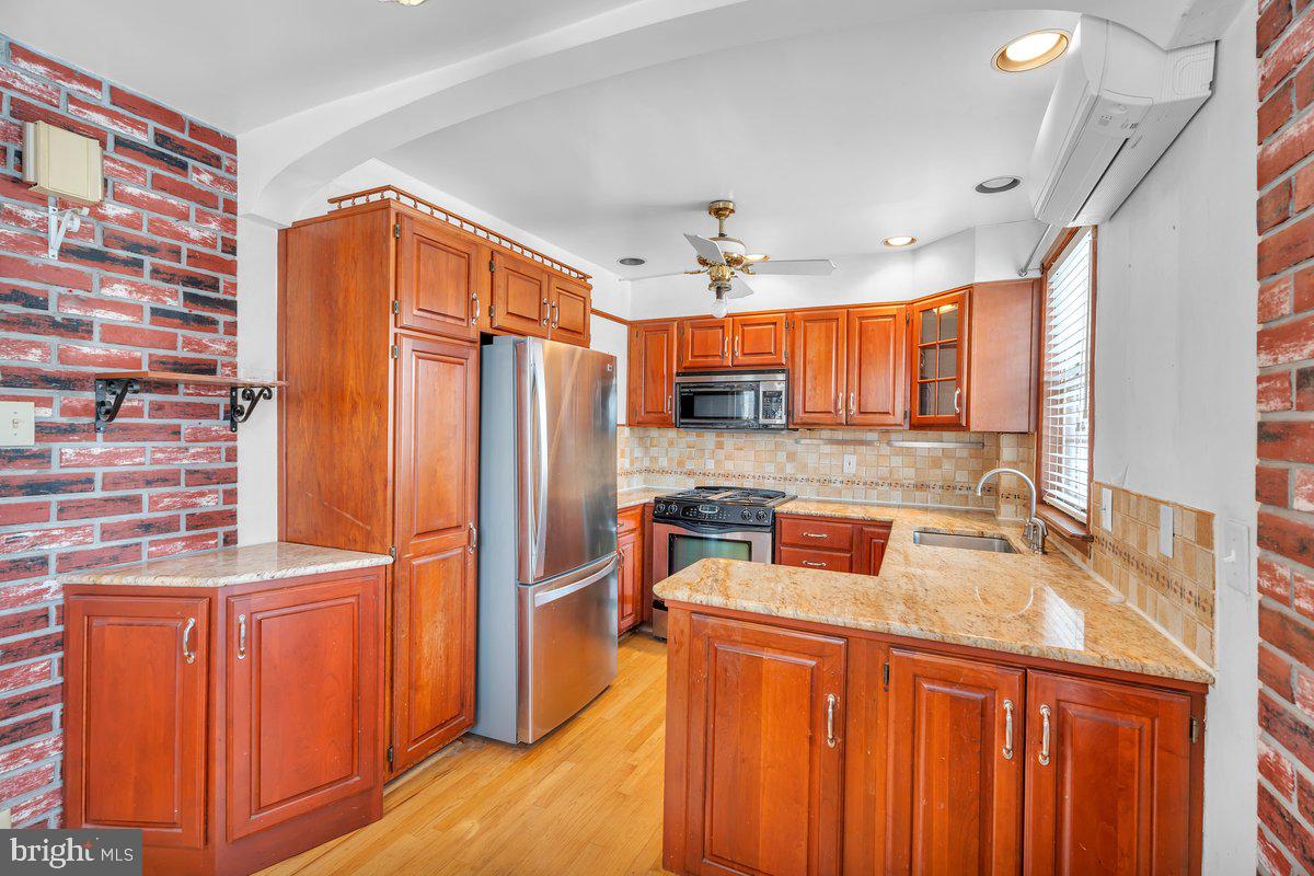 SANDYFORD PARK - Residential