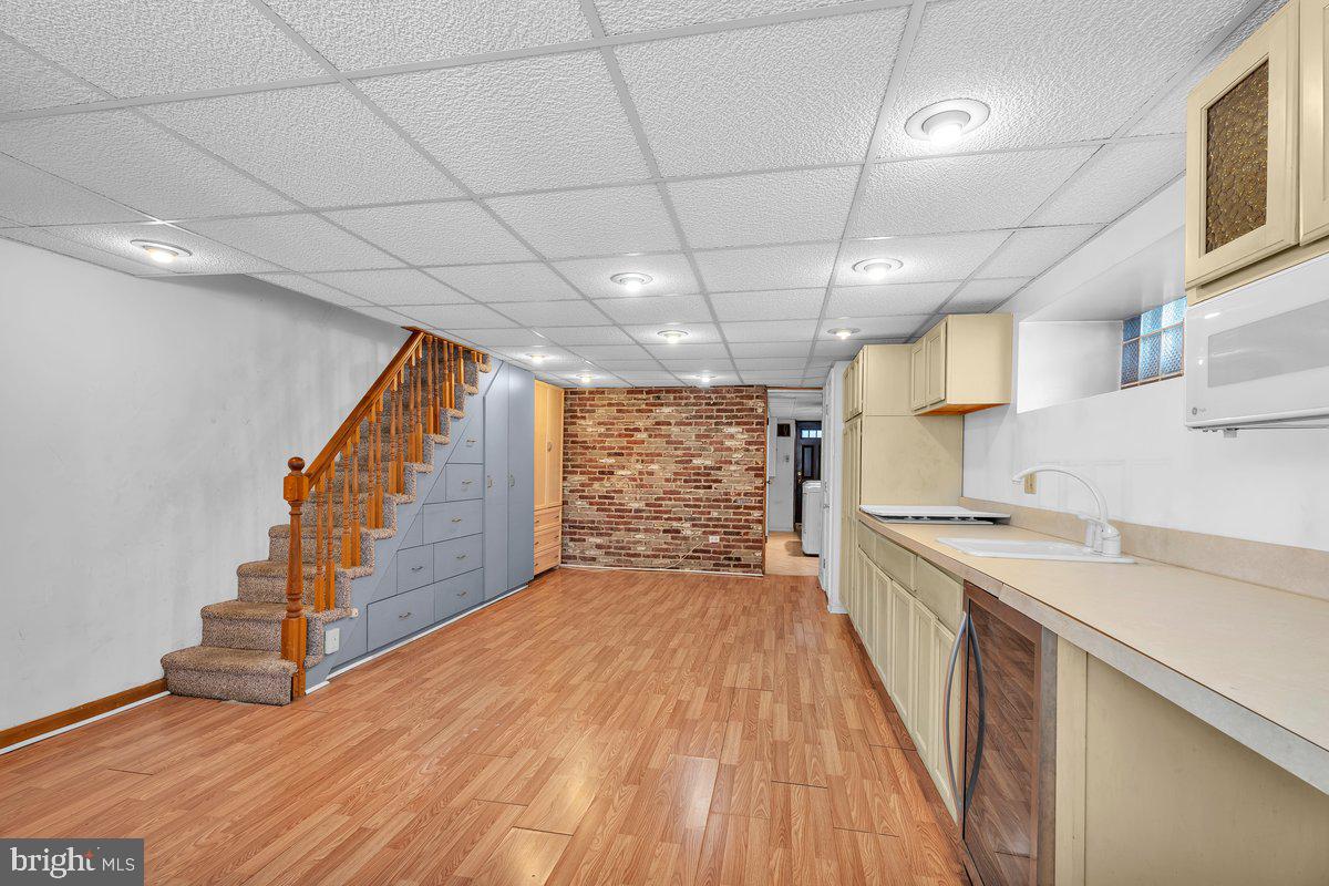 SANDYFORD PARK - Residential