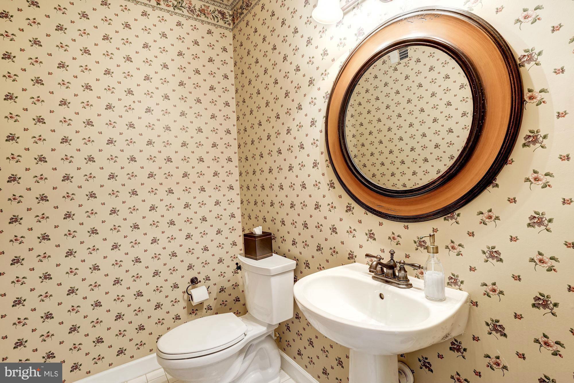 CHAMPION LAKE - Residential