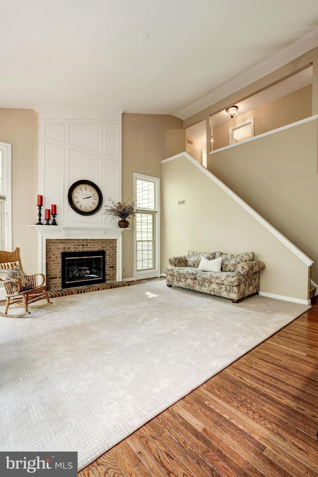 CHAMPION LAKE - Residential