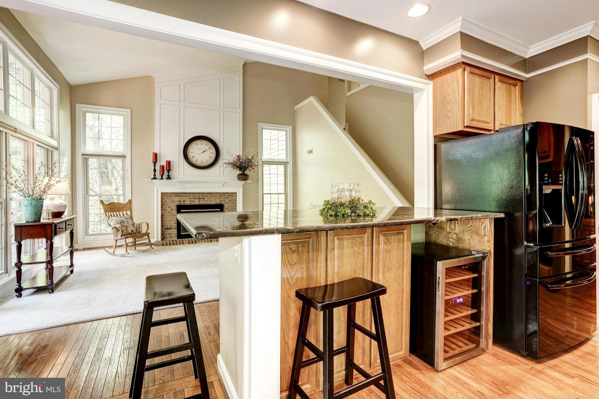 CHAMPION LAKE - Residential