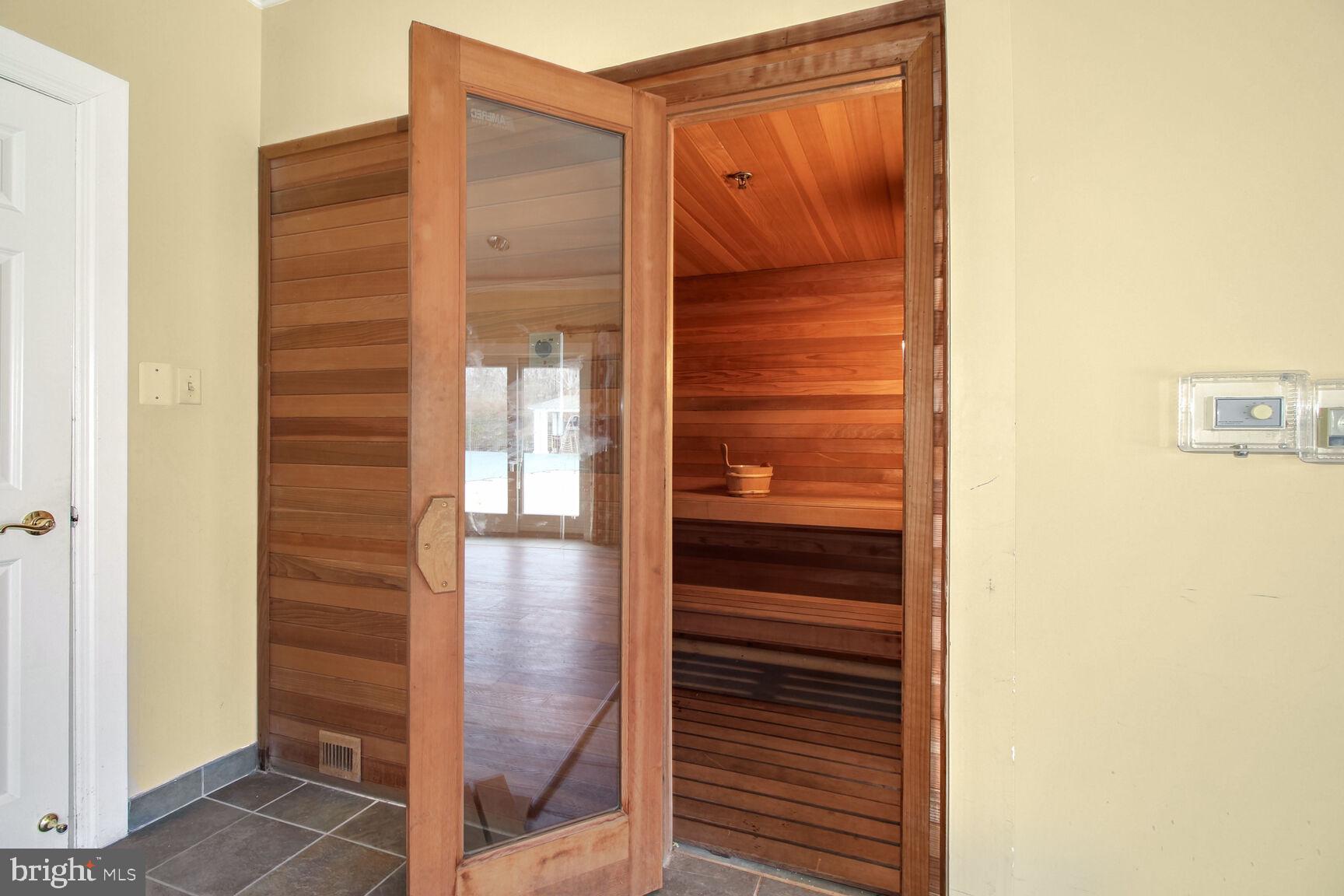 ENCLAVE AT ELLICOTT HILLS - Residential