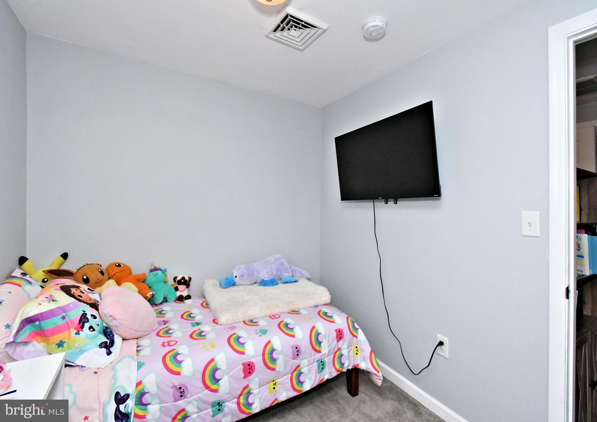 WINDING BROOKE EST - Residential