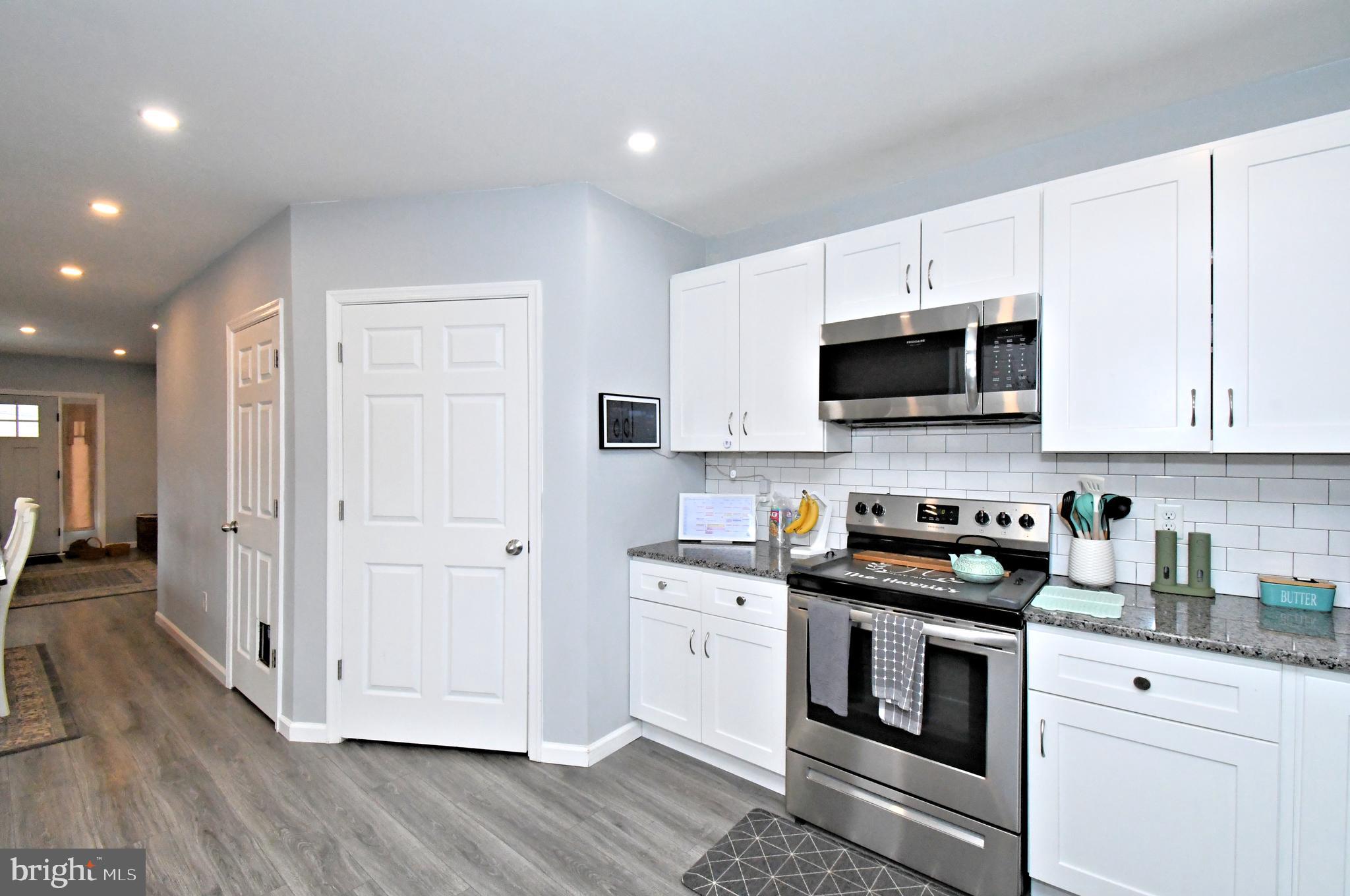 WINDING BROOKE EST - Residential