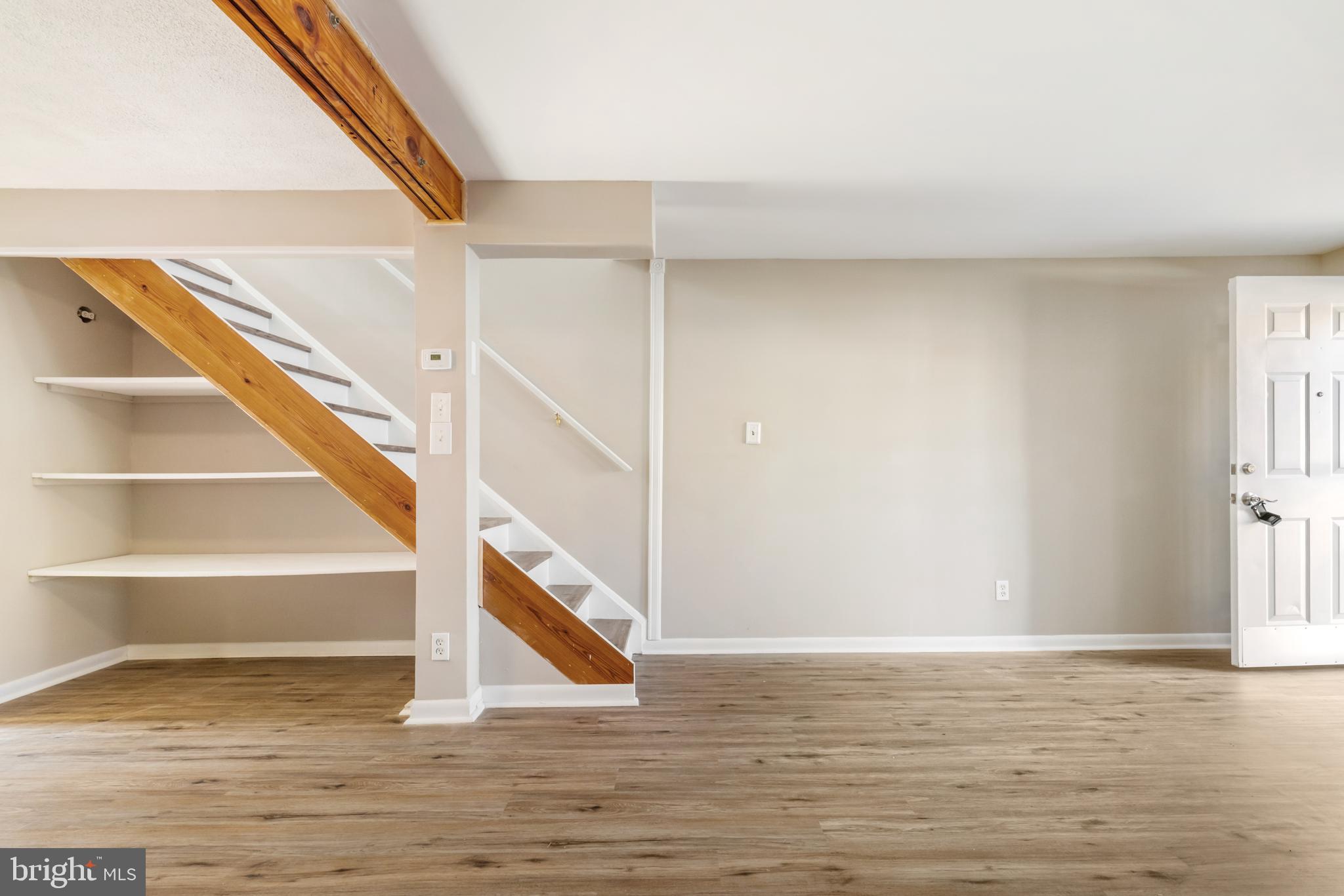 ASHLAND MEWS - Residential Lease