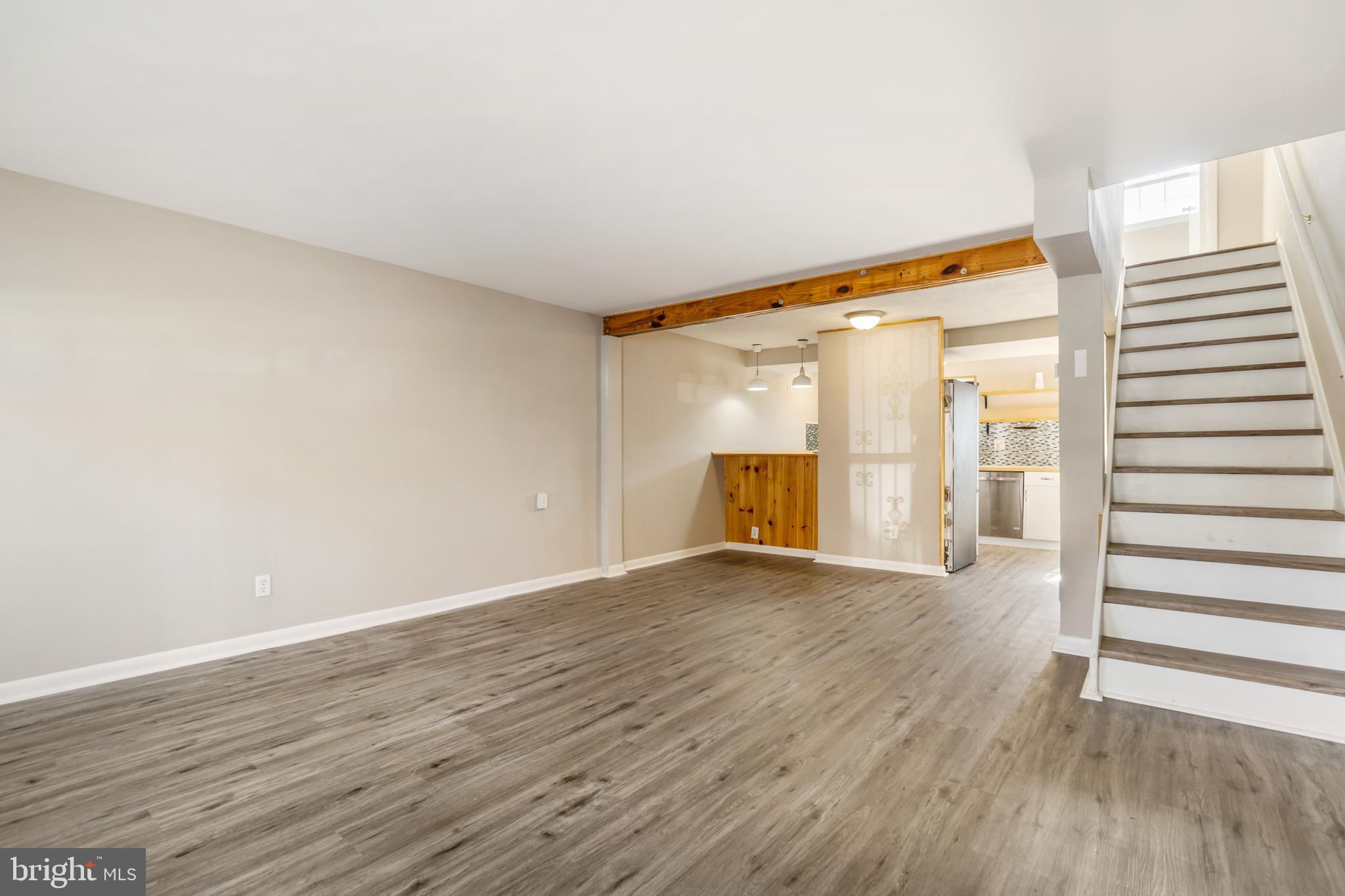 ASHLAND MEWS - Residential Lease