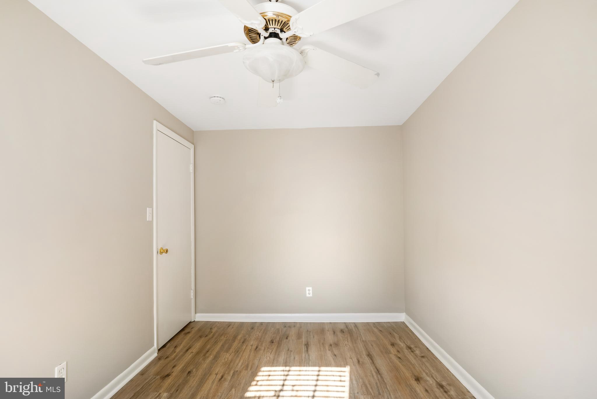 ASHLAND MEWS - Residential Lease