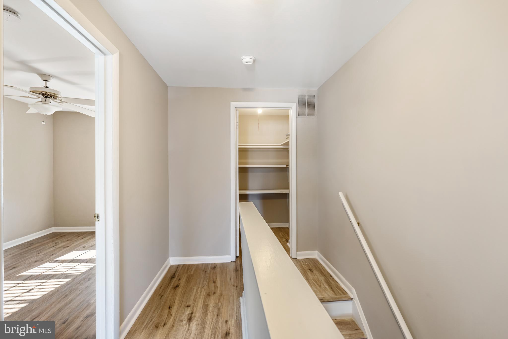 ASHLAND MEWS - Residential Lease