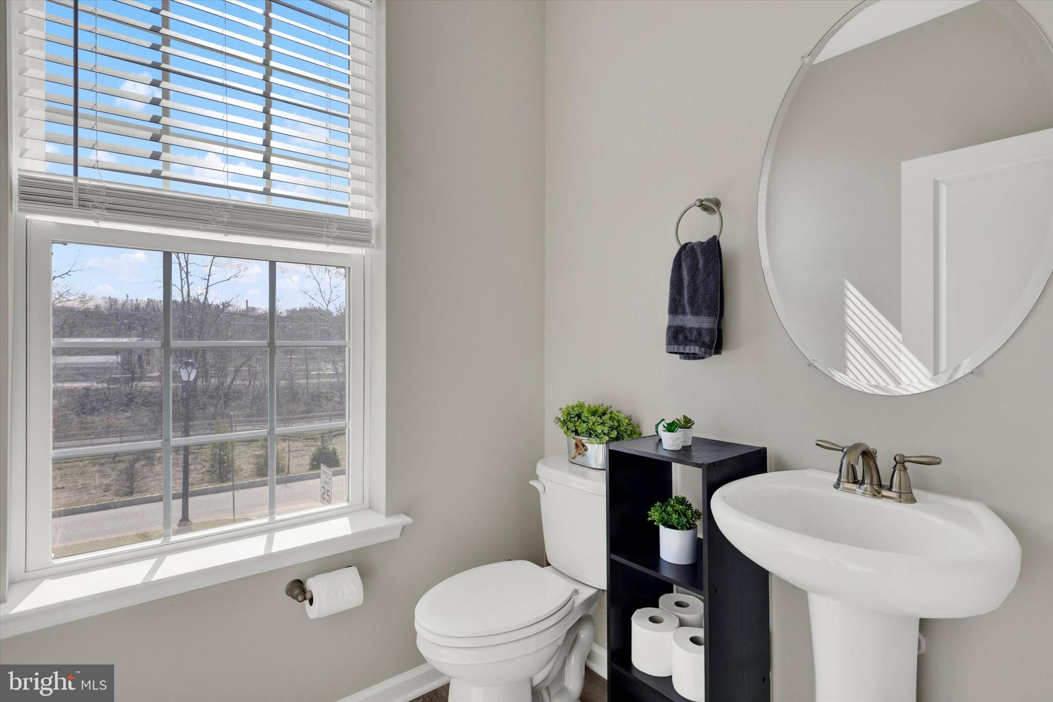 STEELPOINTE - Residential