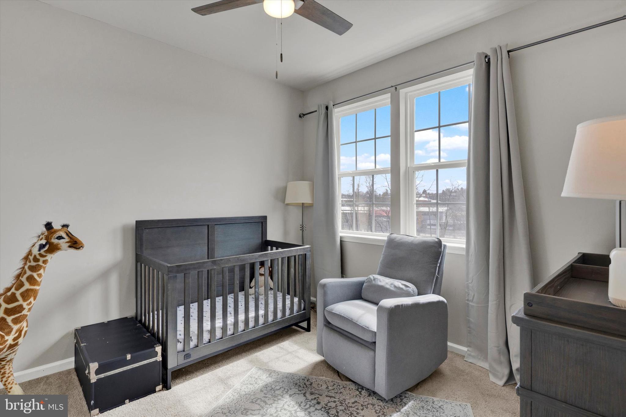 STEELPOINTE - Residential