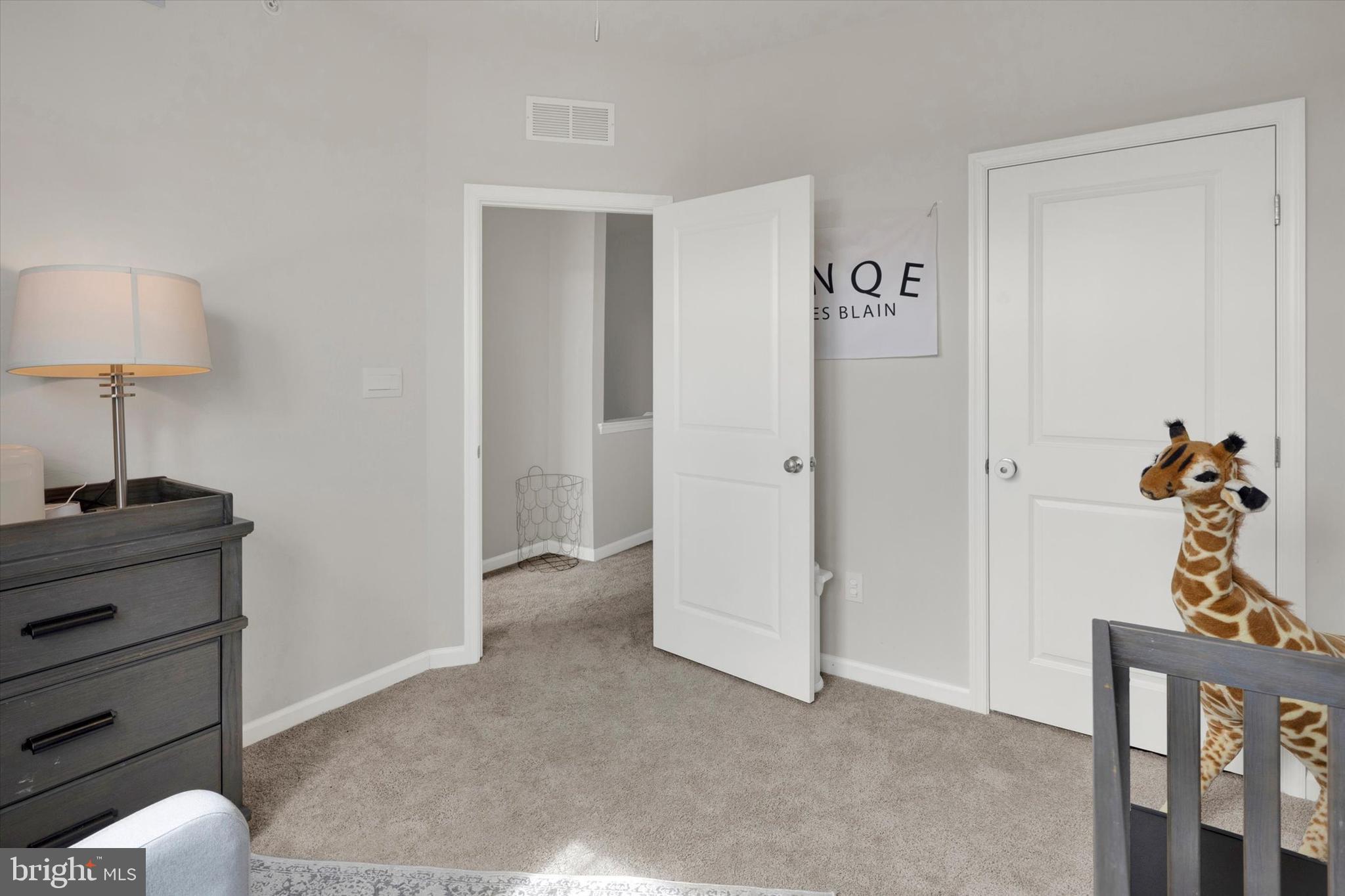 STEELPOINTE - Residential