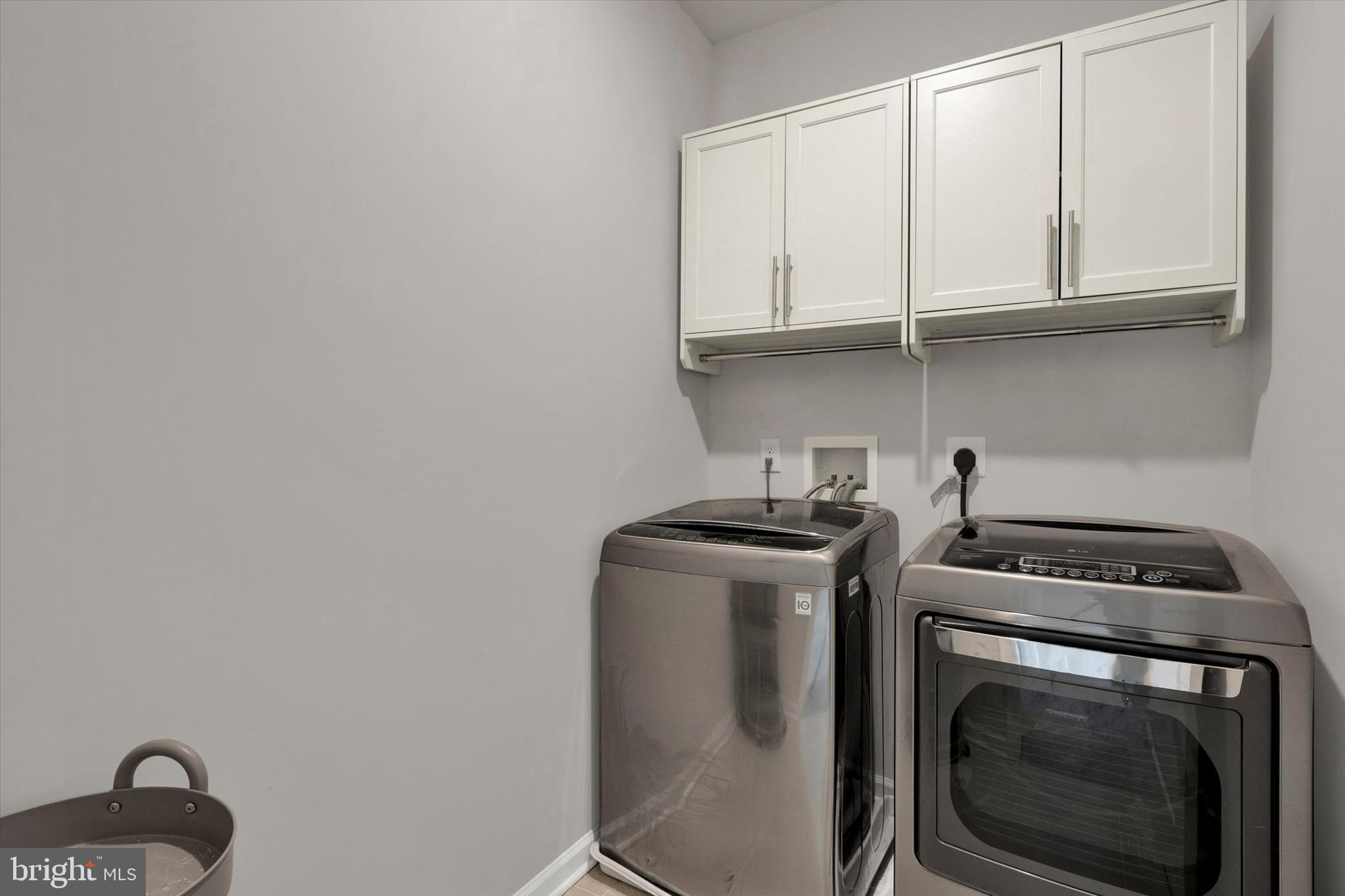 STEELPOINTE - Residential